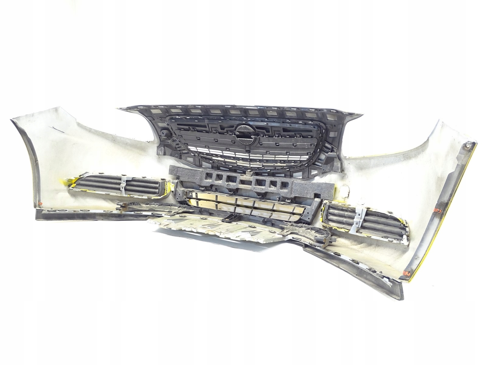 bumper front front complete OPEL INSIGNIA A LAK GWD 13R