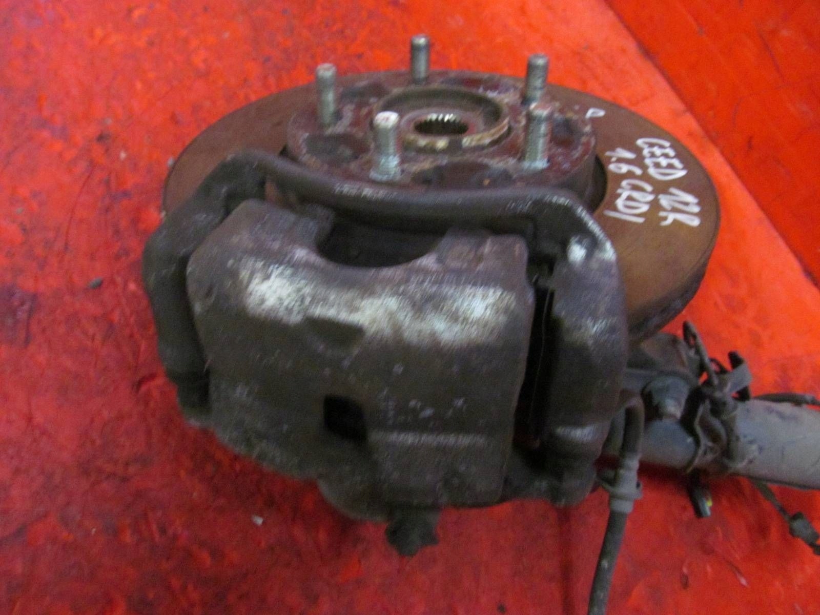KIA CEED 2 II JD CEED 12- 1.6 CRDI D4FB swing shock absorber right front