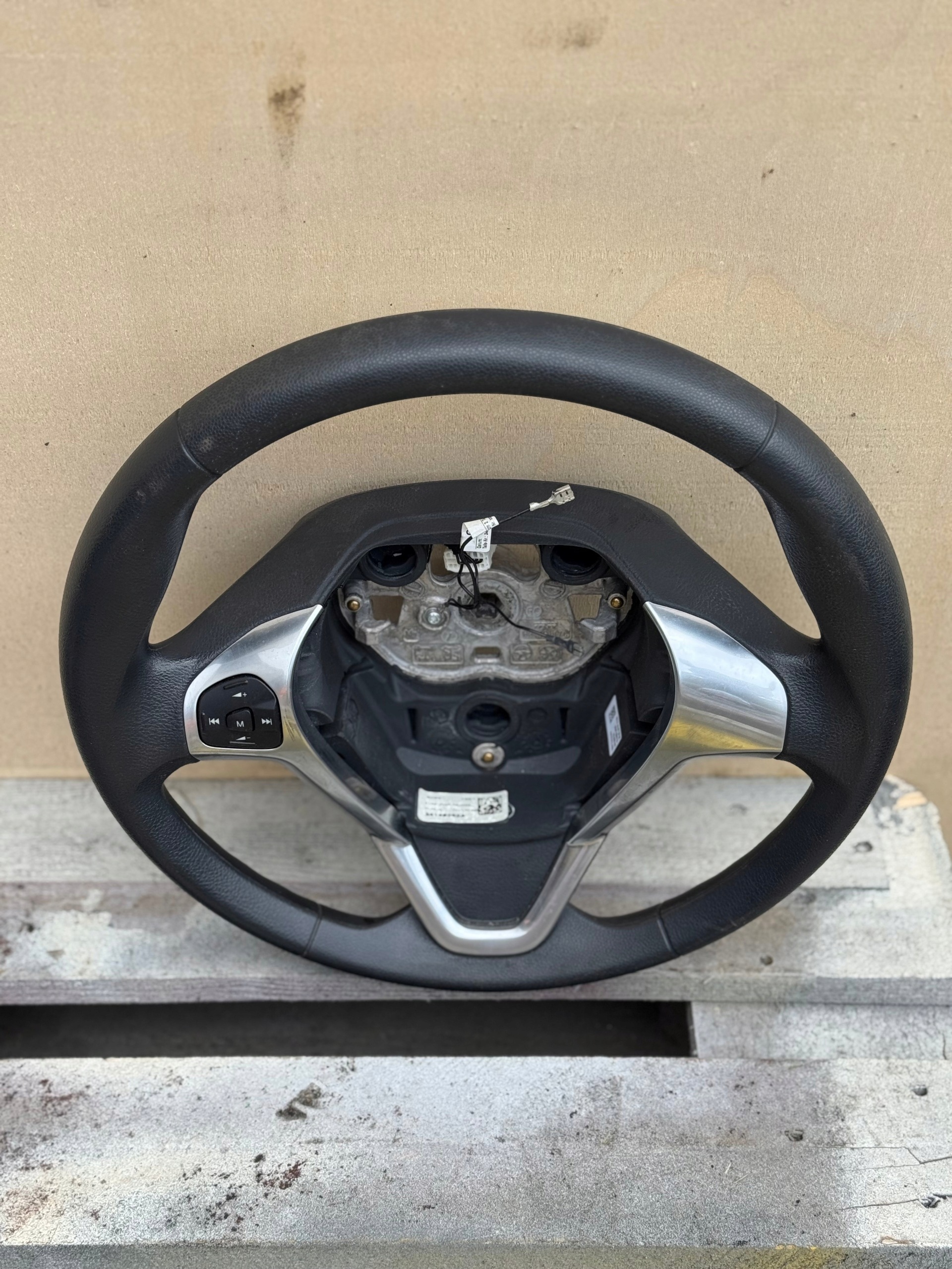 FORD FIESTA MK7 15R lenkrad C1BB3600