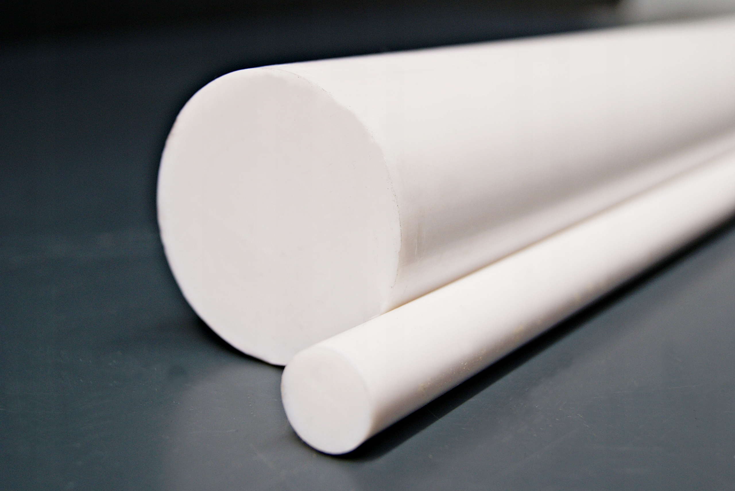 

Pręt wałek teflonowy Ptfe teflon Fi 6x500mm