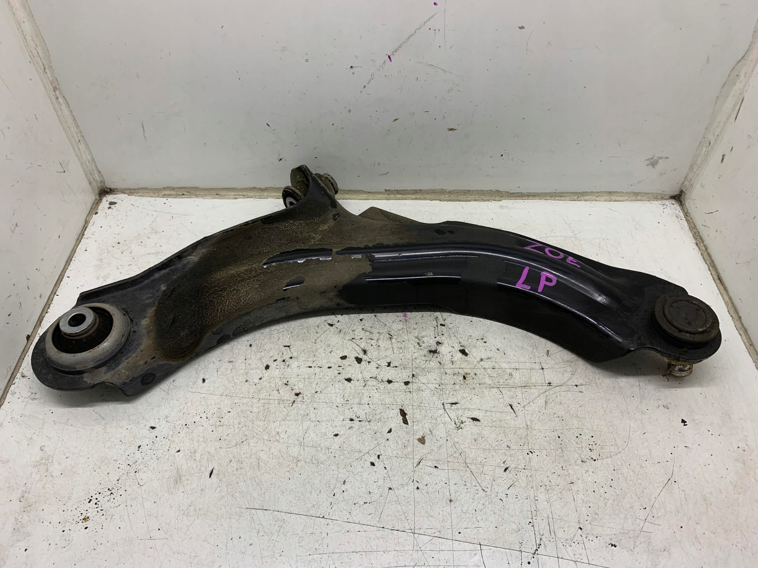 arm left front front RENAULT ZOE 12-24
