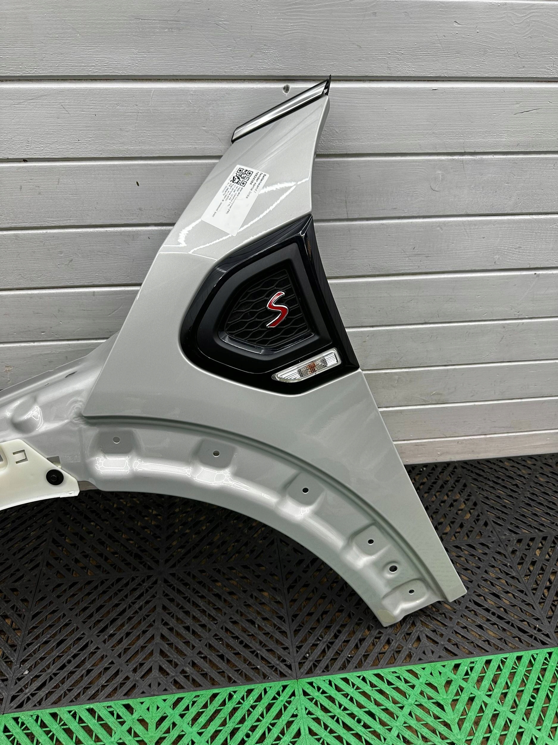 fender front side left Mini Cooper Countryman F60 7449377