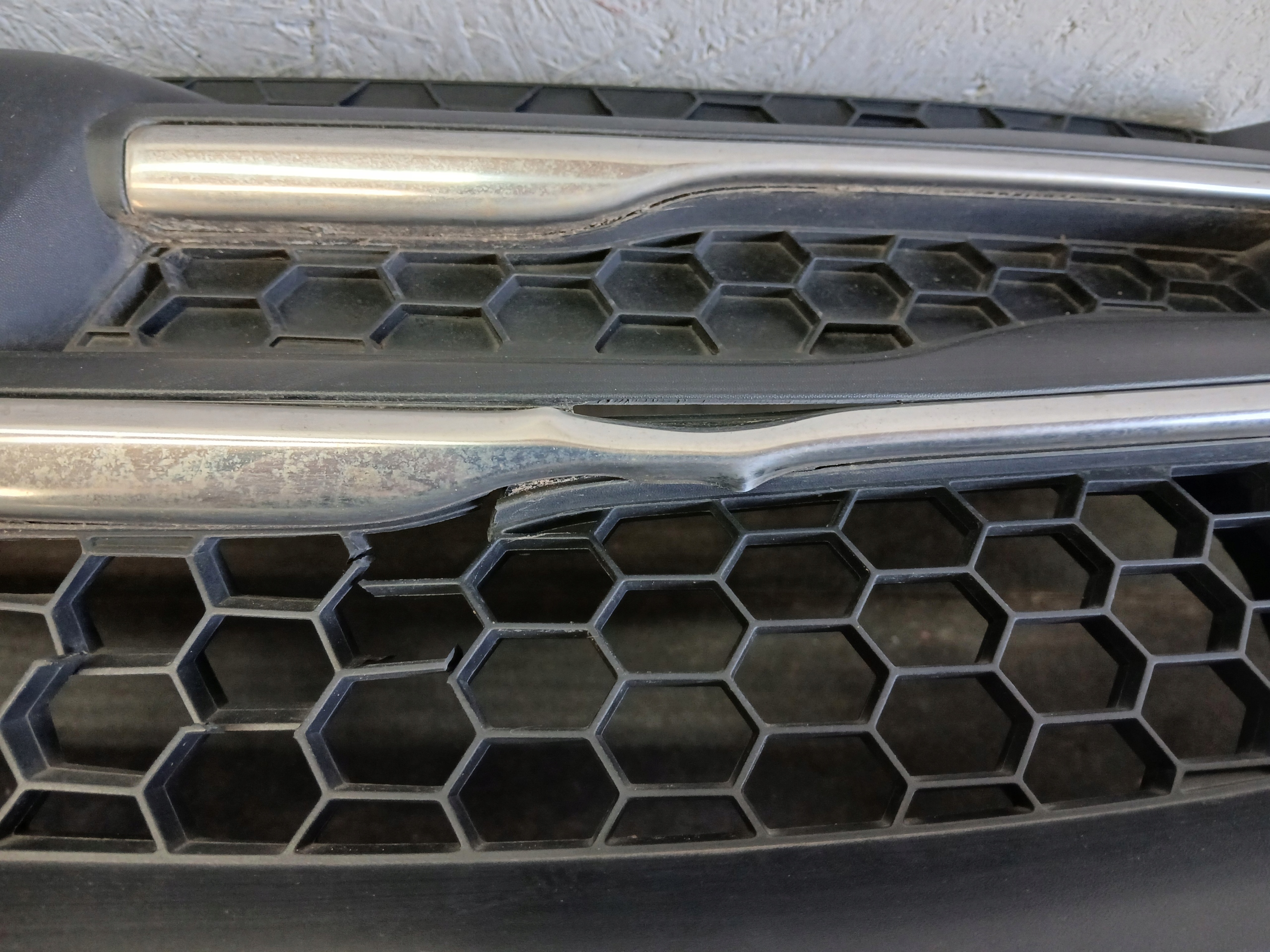bumper front DACIA SANDERO LOGAN II 2 12-15