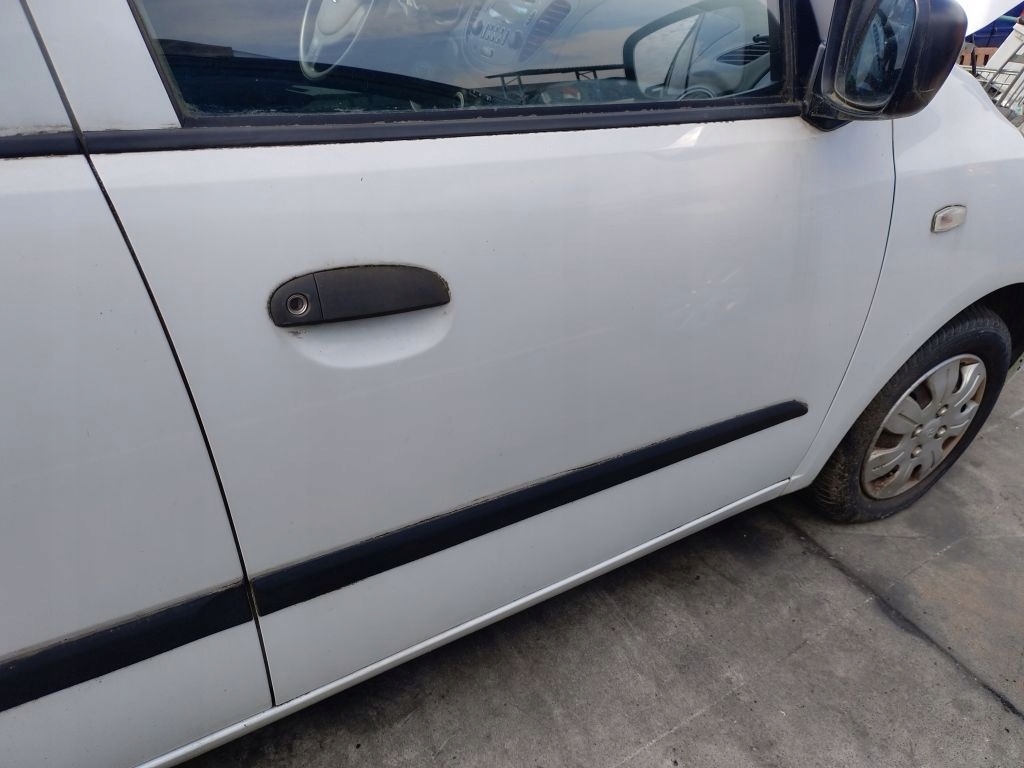 Hyundai i10 und Tür rechts vorne HW