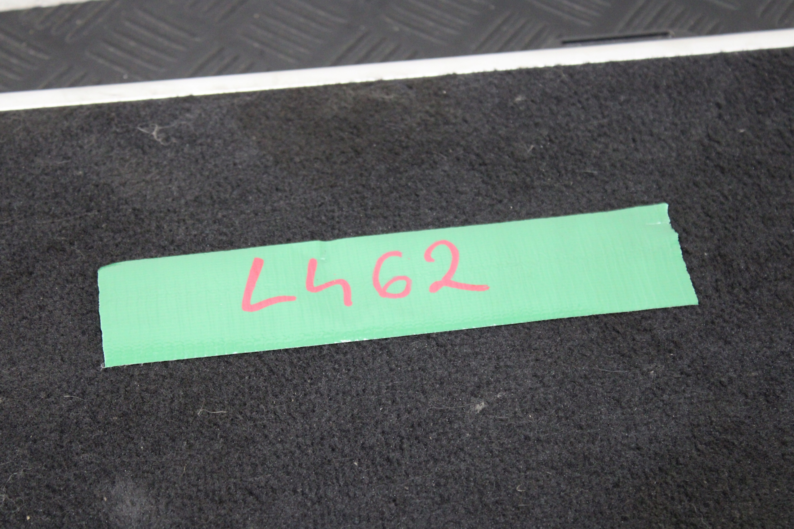 floor boot upholstery LAND ROVER DISCOVERY V 5 L462