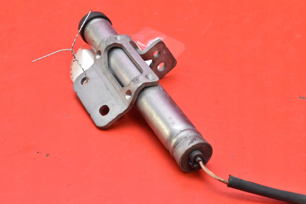 NABOJ PIROTECHNICZNY bonnets left 31688050 VOLVO S90 2 II 16-20