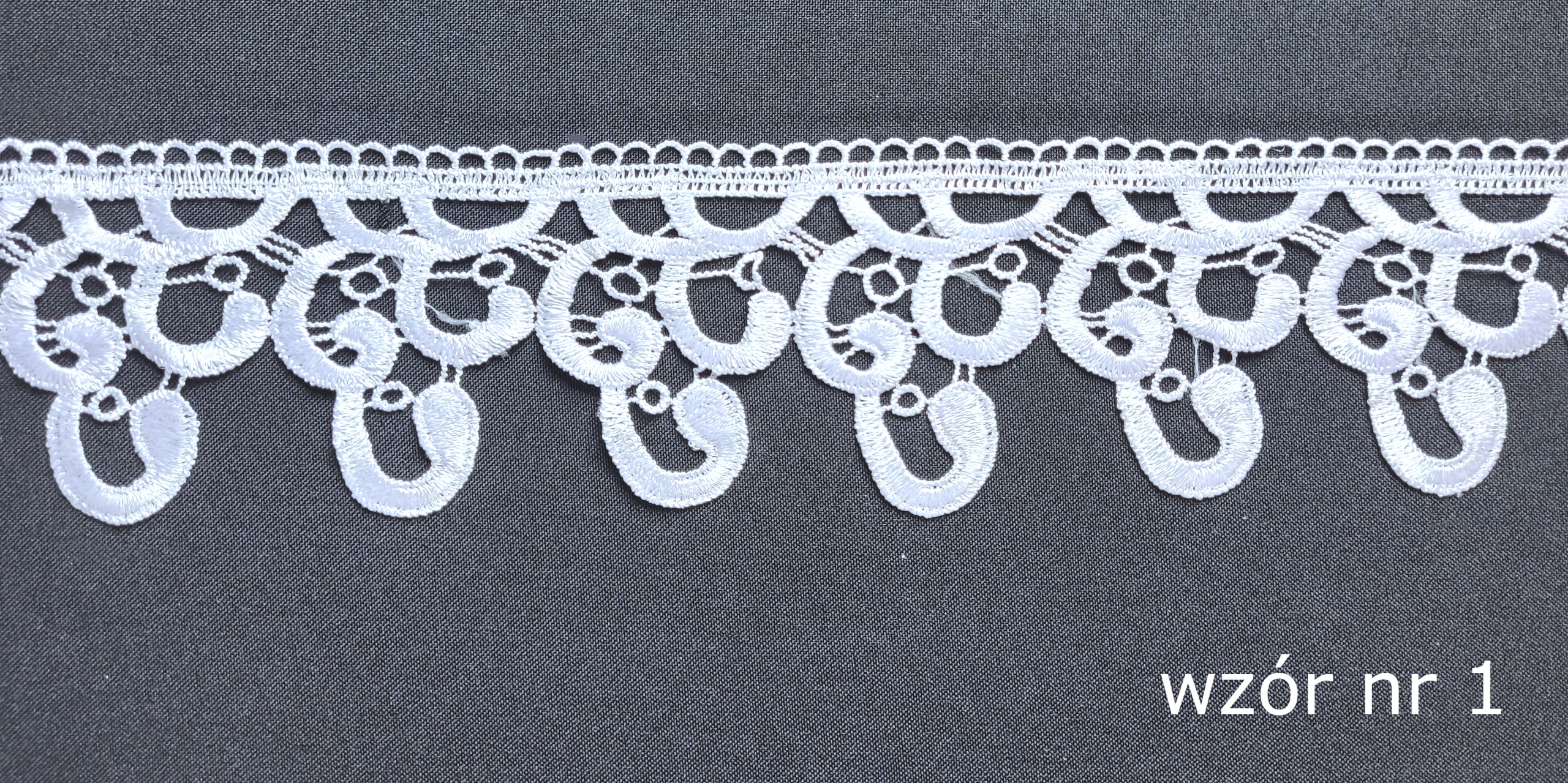 GIPIURA KORONKA DO FIRAN OBRUSÓW 8cm, ROLKA 28mb. Marka inna