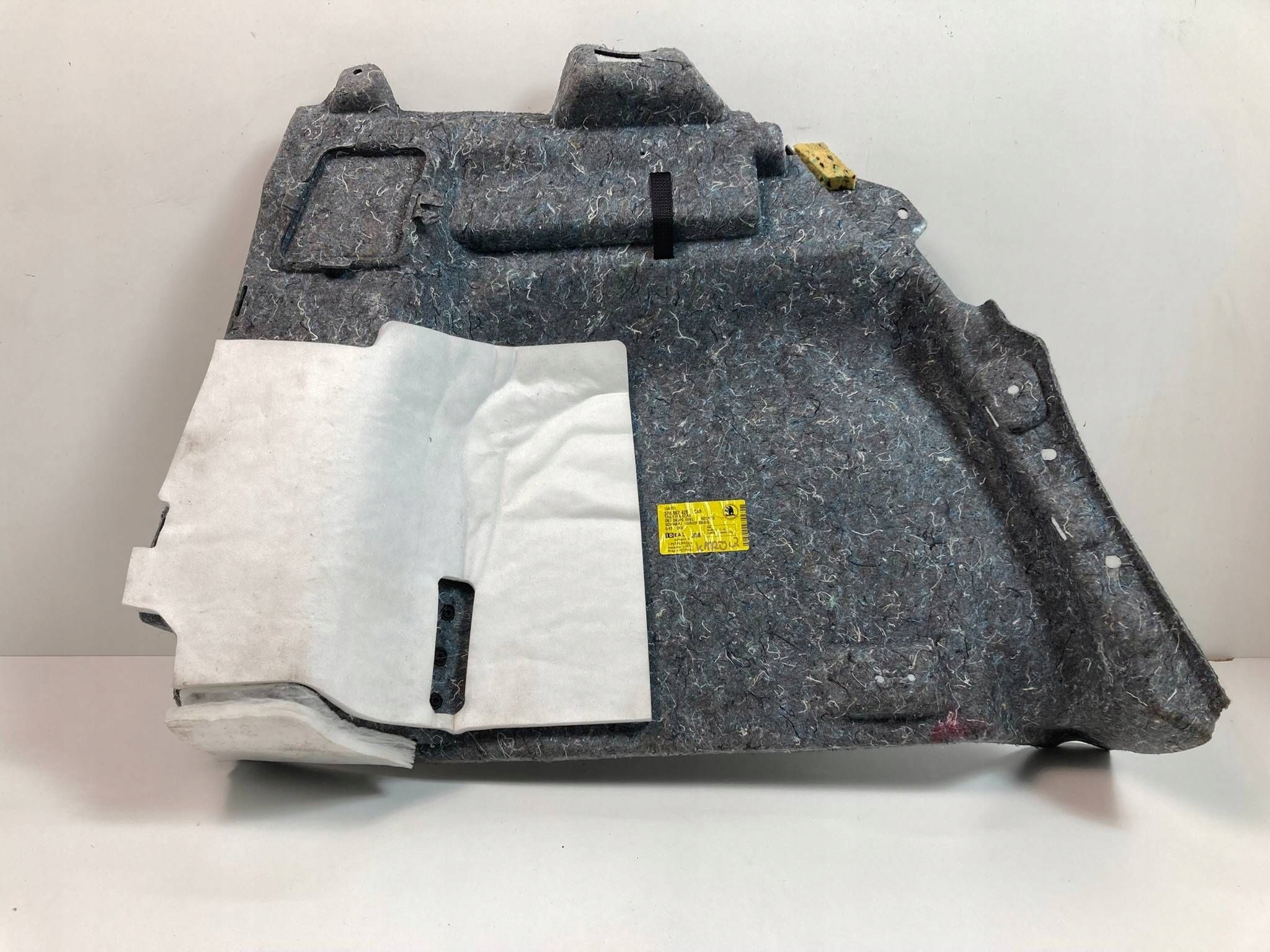 Skoda Karoq boot upholstery right 57A867428