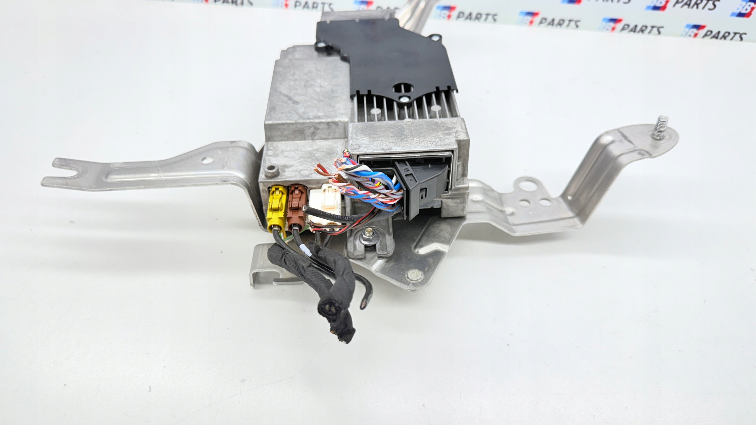 BMW G01 G02 G05 G07 module control unit amplifier radio DAB 5A47591