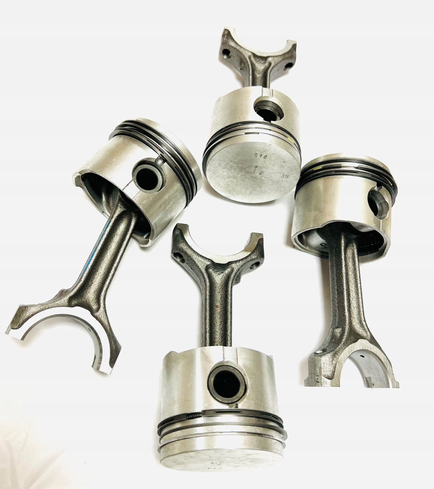 46538939kpl - Поршні Cinquecento 900 номінал + кривошип+груди + штифт