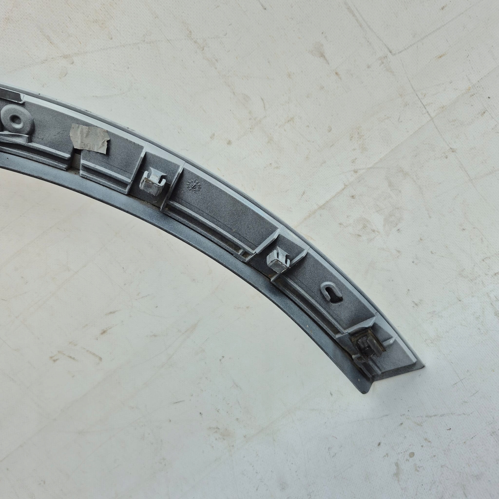 AUDI Q7 4M0 moulding for fender left front front 4M0853717 W colour