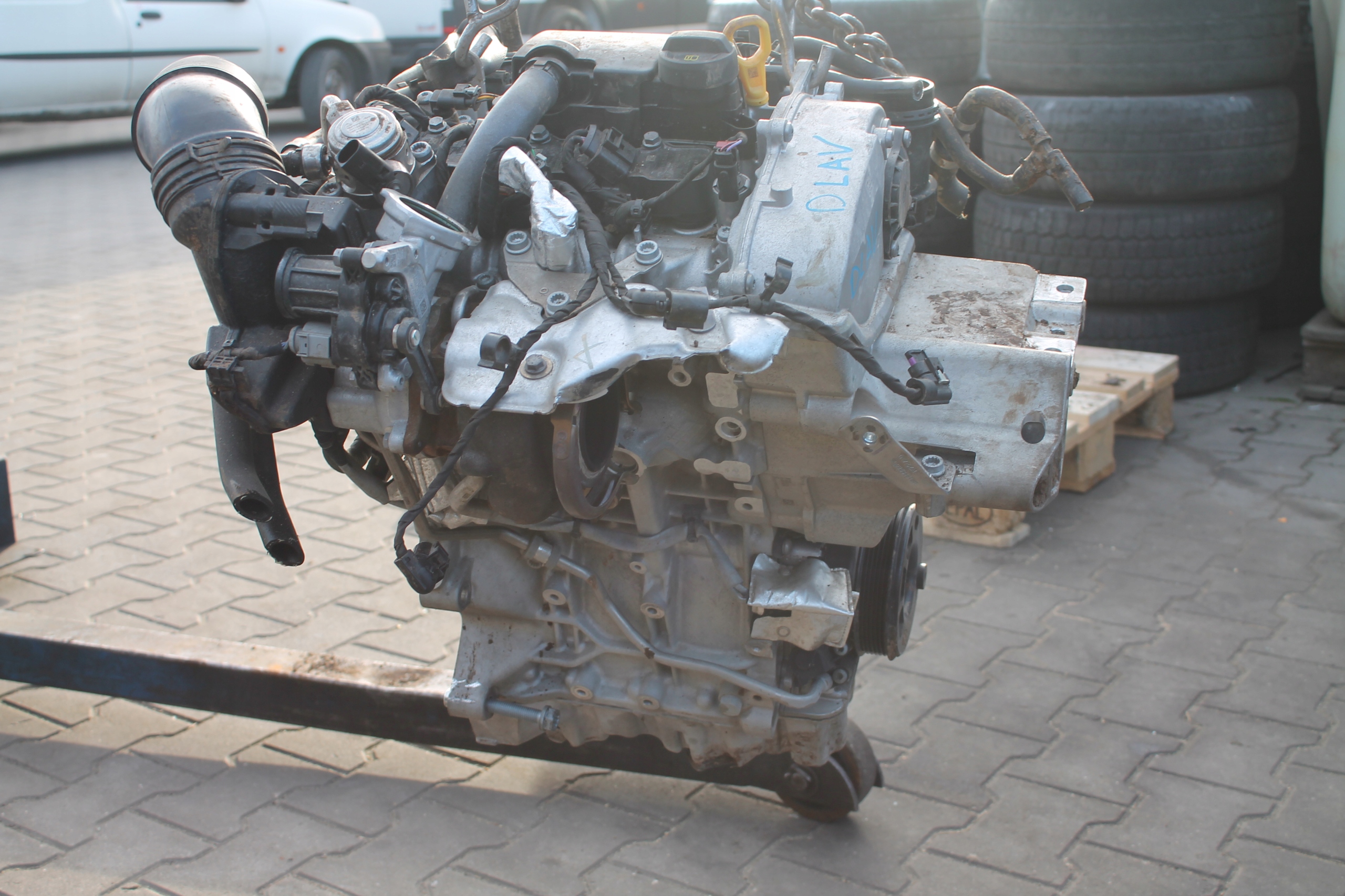 engine complete VW SKODA SEAT 1,0 TFSI DLAV 8 TYSKM