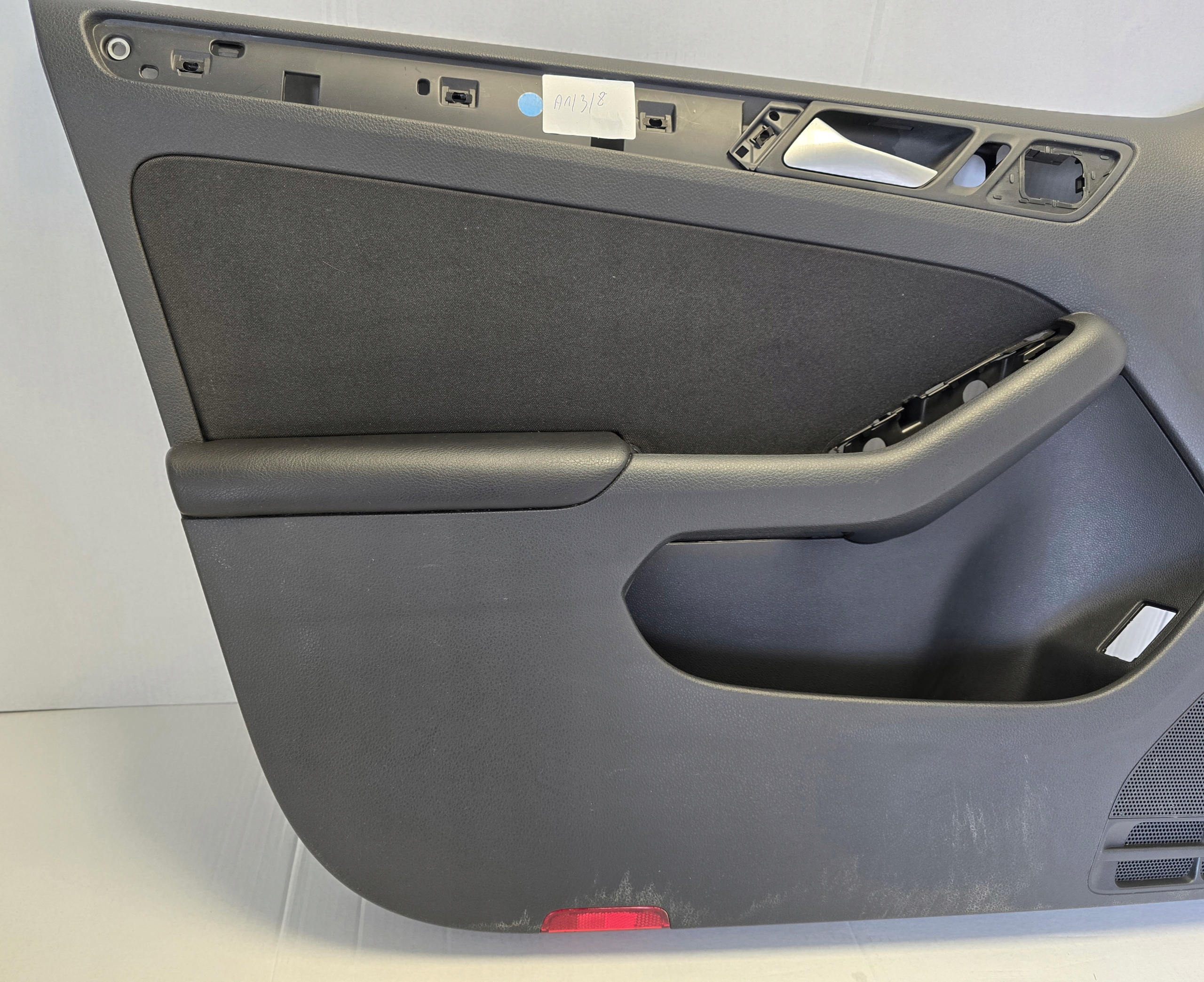 PC025 vw JETTA VI 5C дверные карты передний левый 5C7867011A