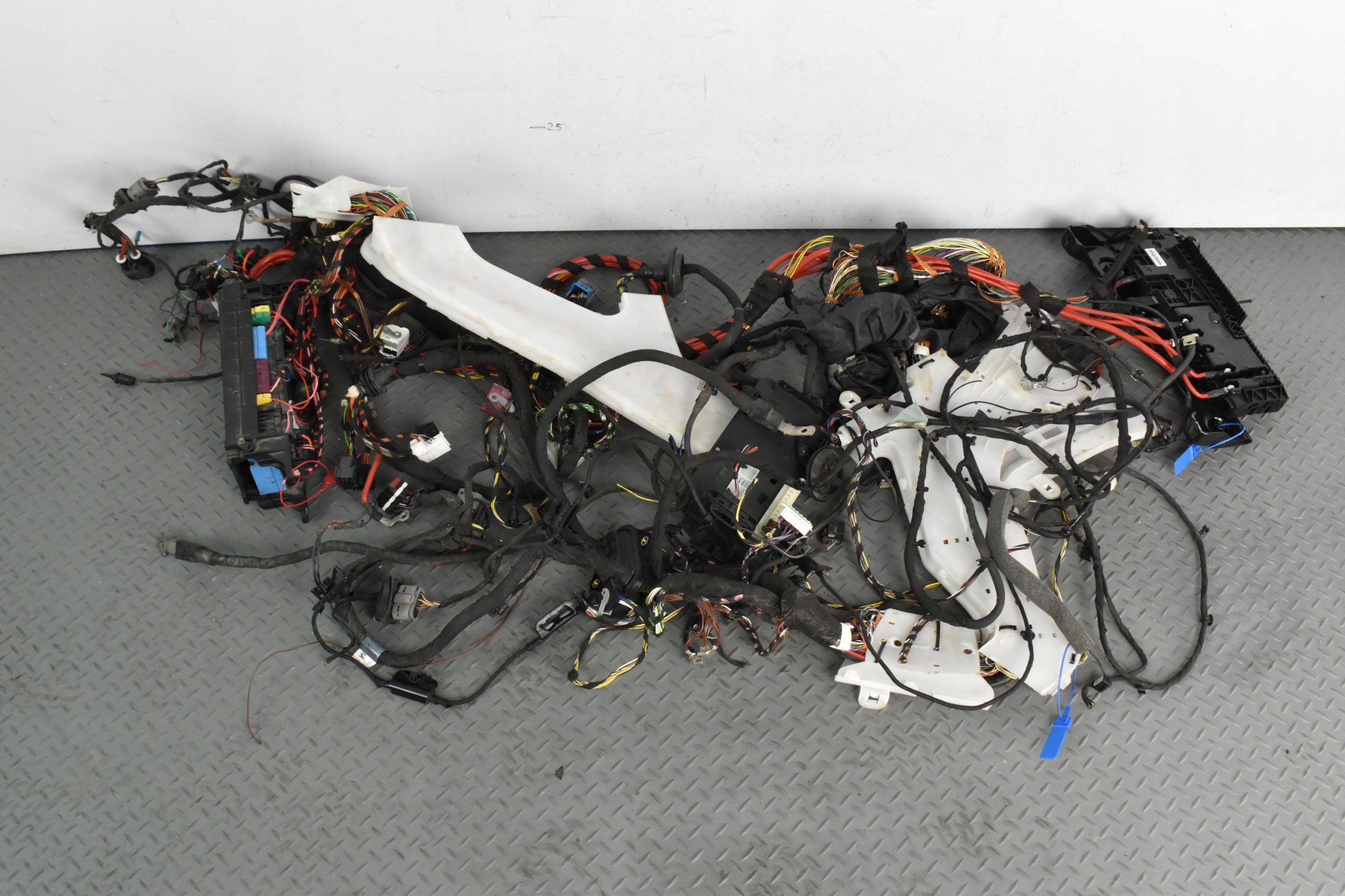 WIĄZKA PRZEWODÓW BEZPIECZNIKI A4475460046 A4475404326 MERCEDES VITO W447