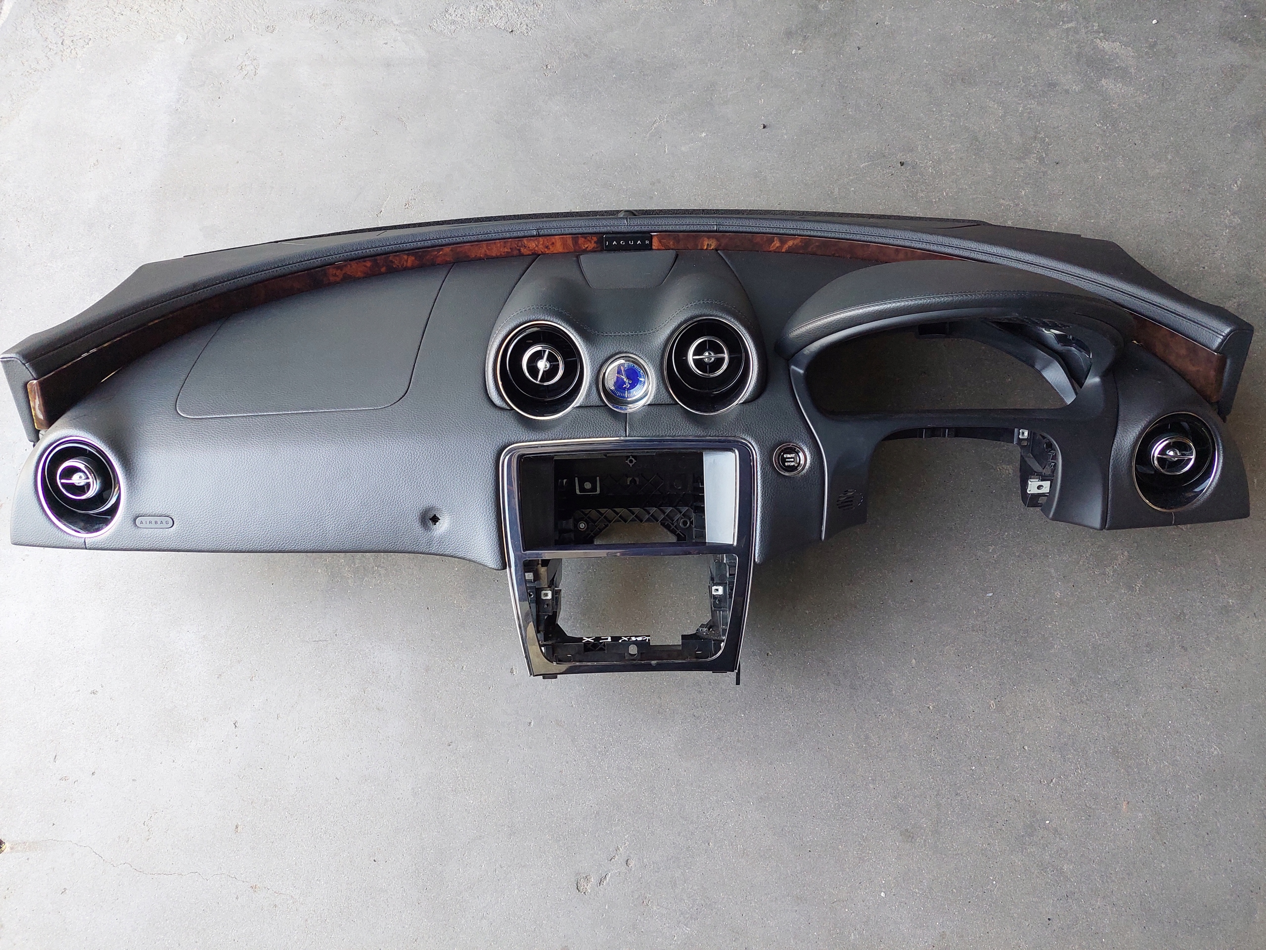 dashboard console cockpit DASHBOARD UK JAGUAR XJ IV X351