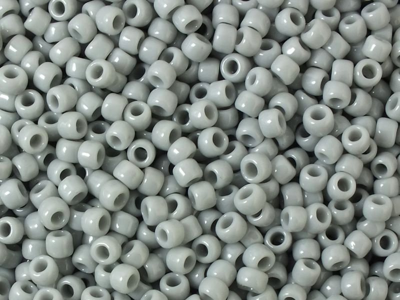 Toho Round 8o-53 Opaque Gray 10 g