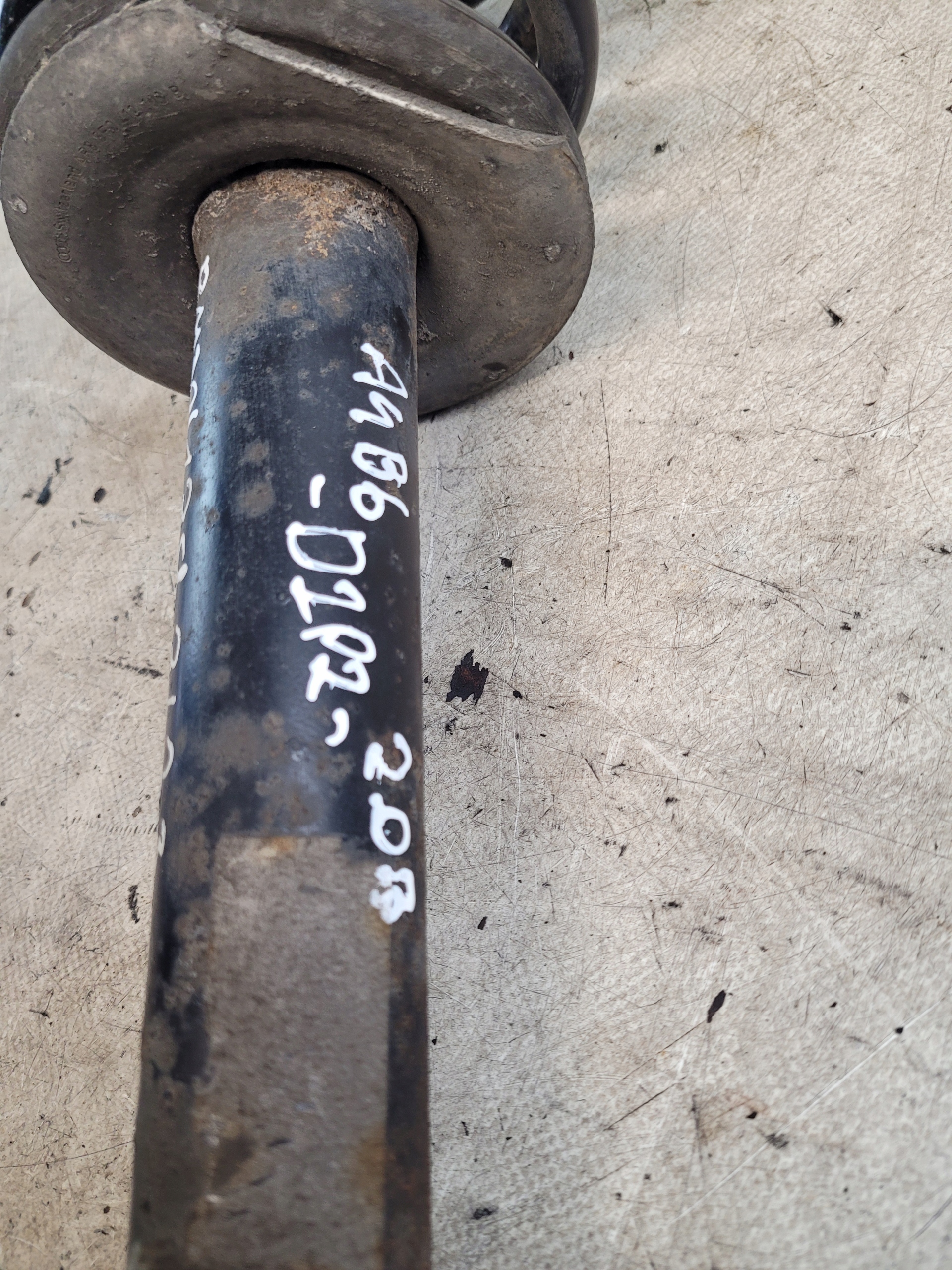 shock absorber McPherson right front + holder WAHACZY AUDI A4 B6 2.0B 02r.