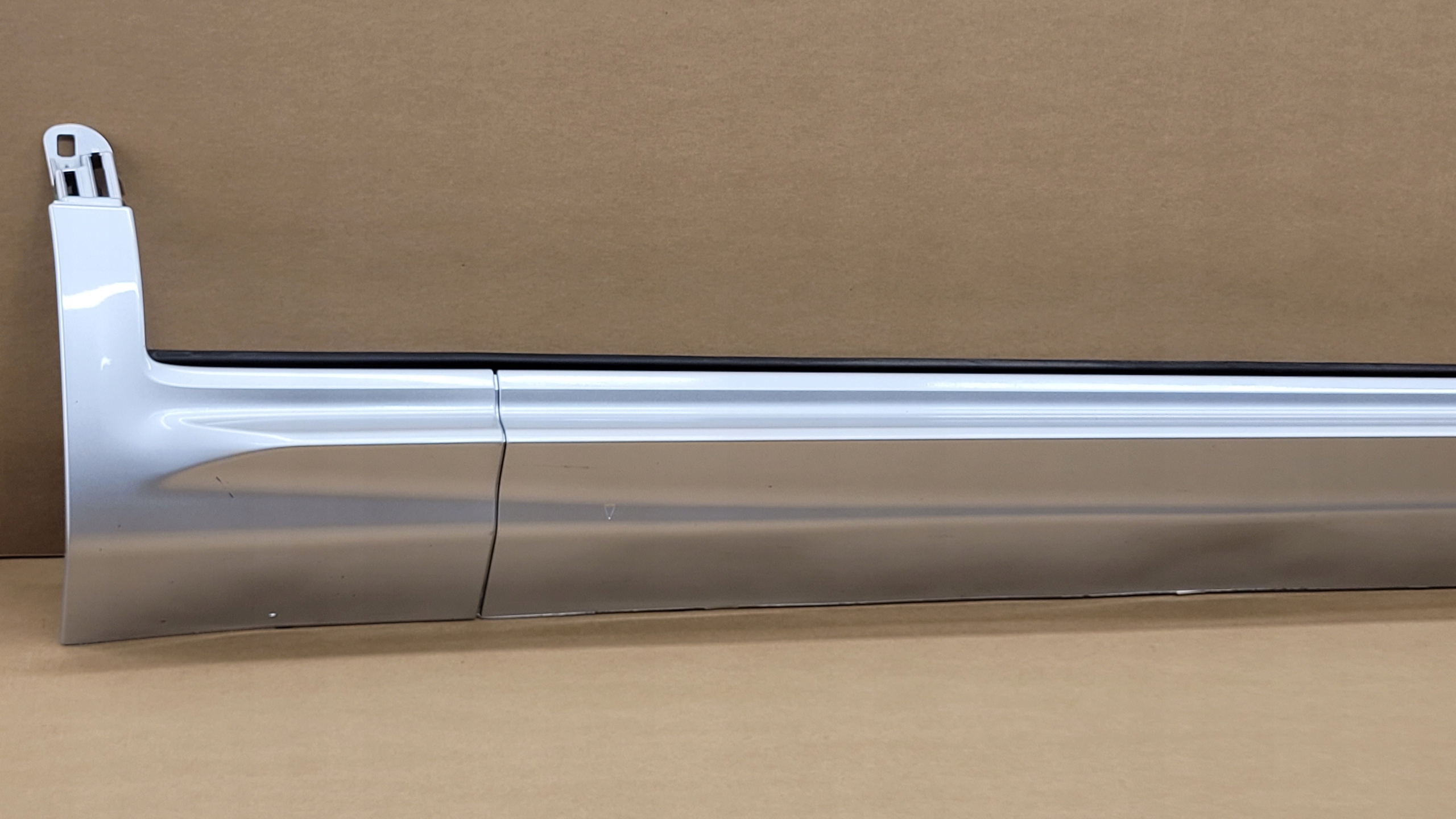 right moulding cap threshold VOLVO XC90 II 2015- colour 711