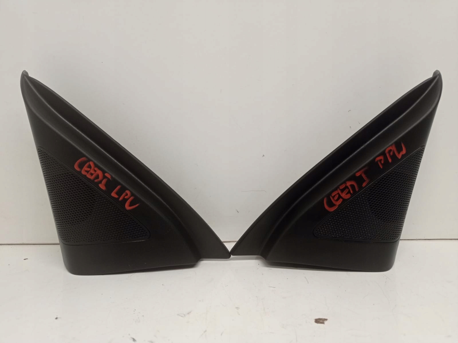 kia CEED I РЕСТАЙЛИНГ треугольник дверь левая правый передний 11-