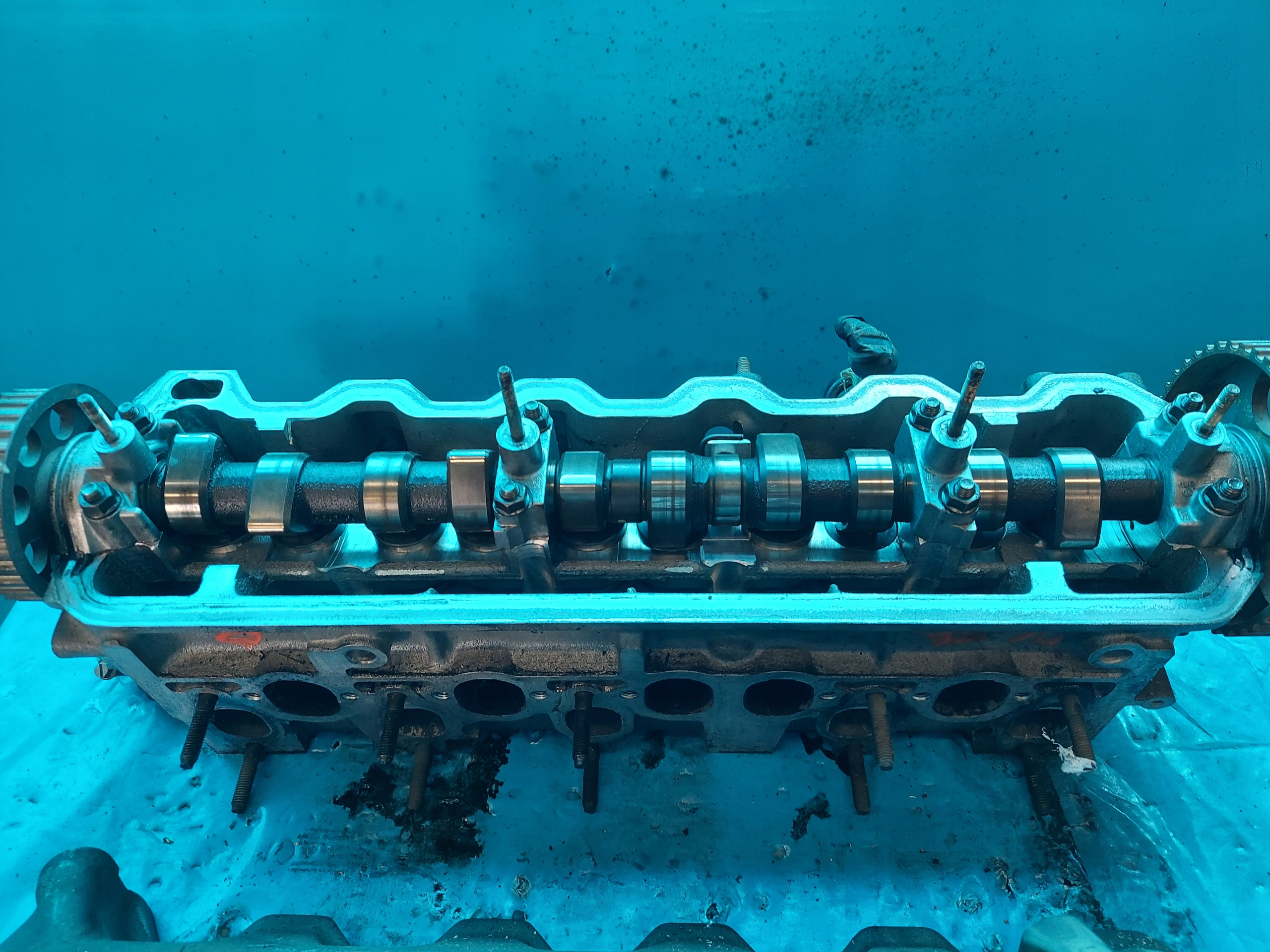 TESTATA AUDI A6 C4 100 2.5 TDI 046103373B353