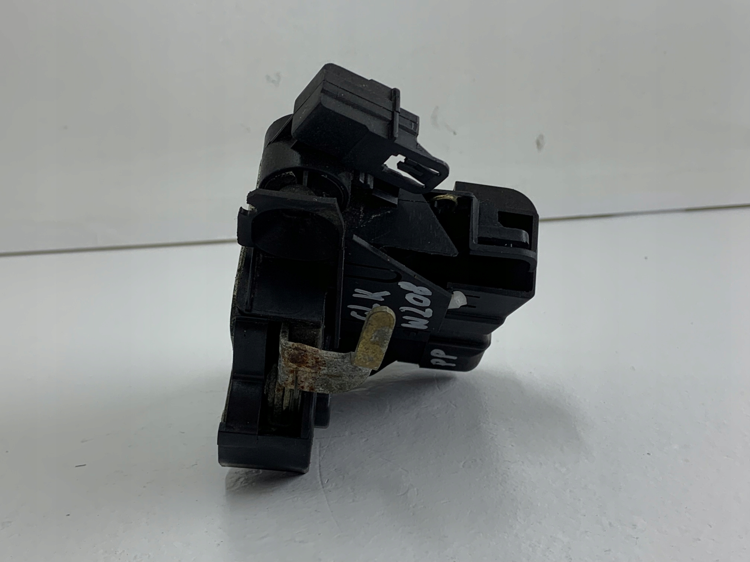 MERCEDES CLK W208 lock door right front 2087200435