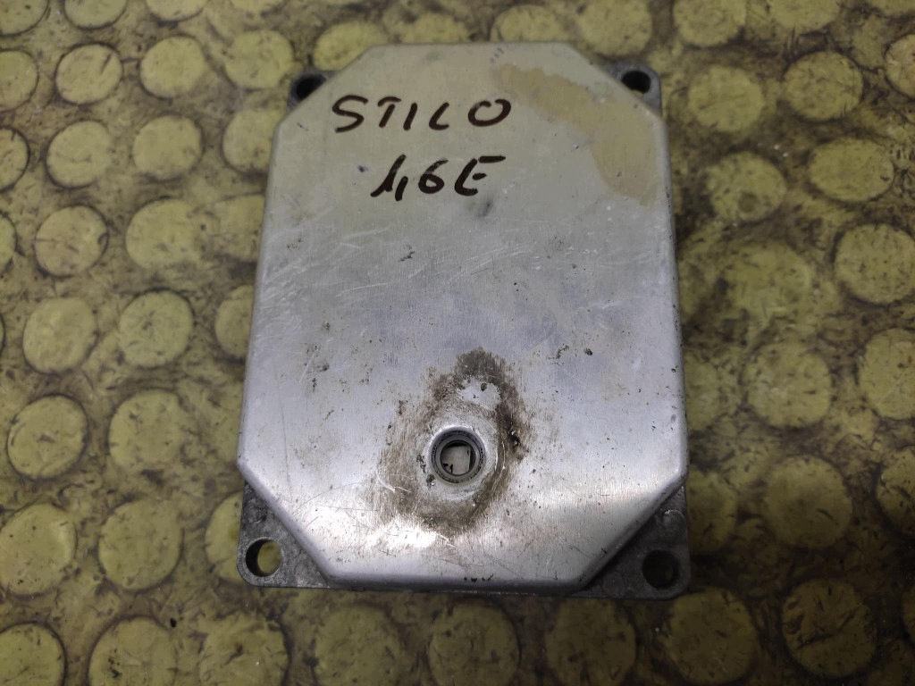 FIAT STILO unité de commande électronique uce moteur 55181521
