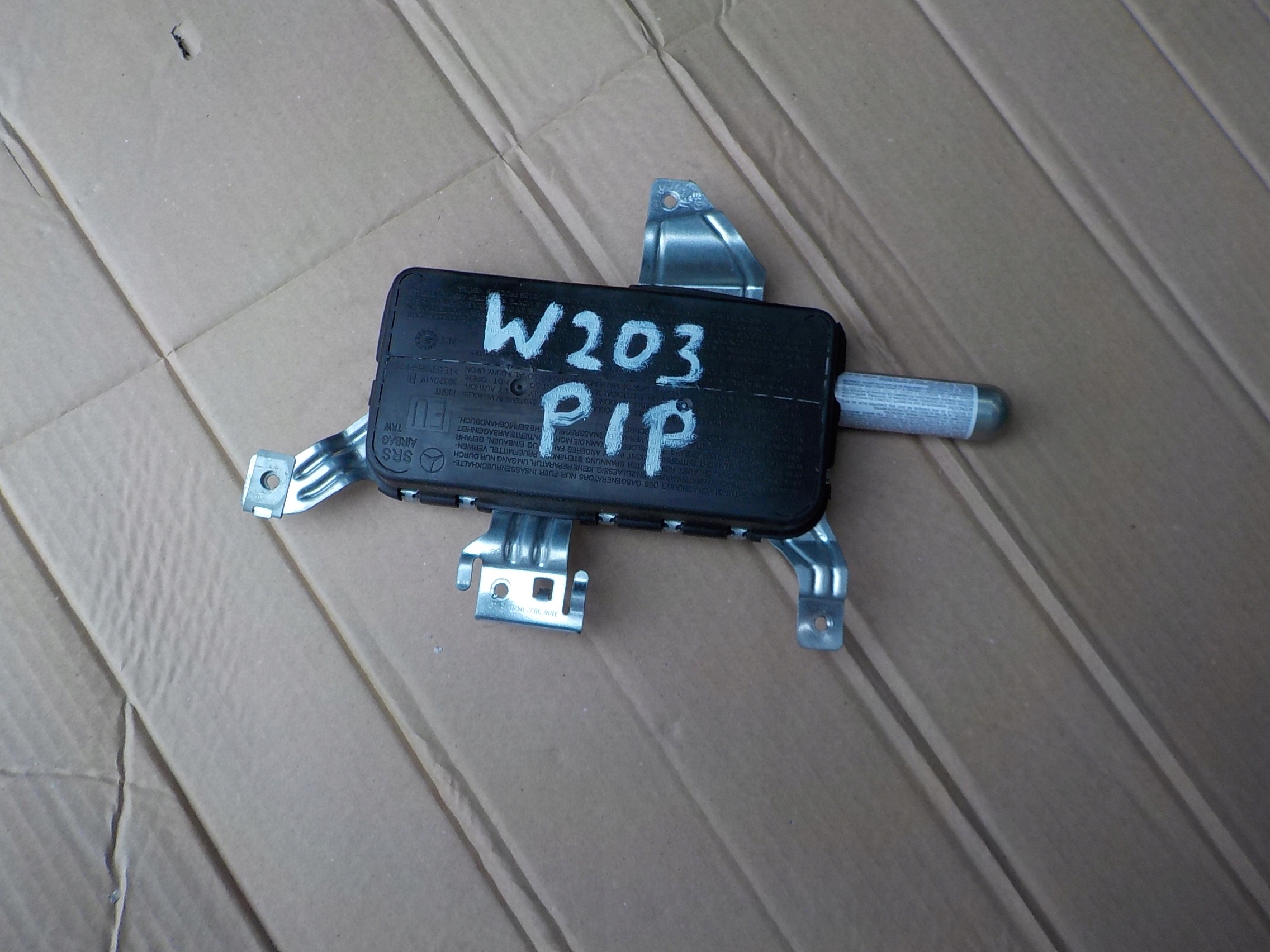 airbag door right front mercedes w203