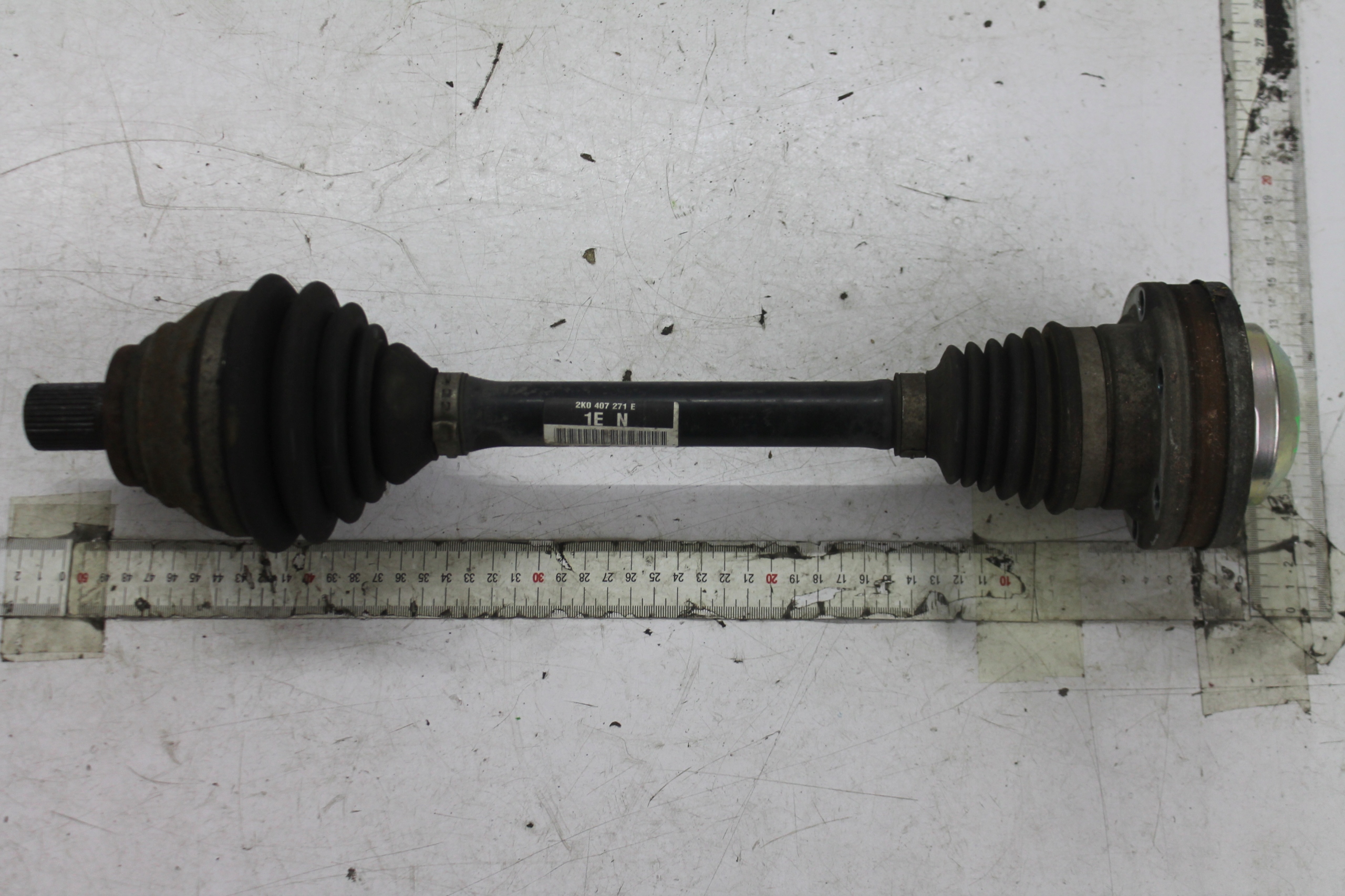 semi-axis left front 2K0407271E A3 8P 1.8 TFSI 05-08