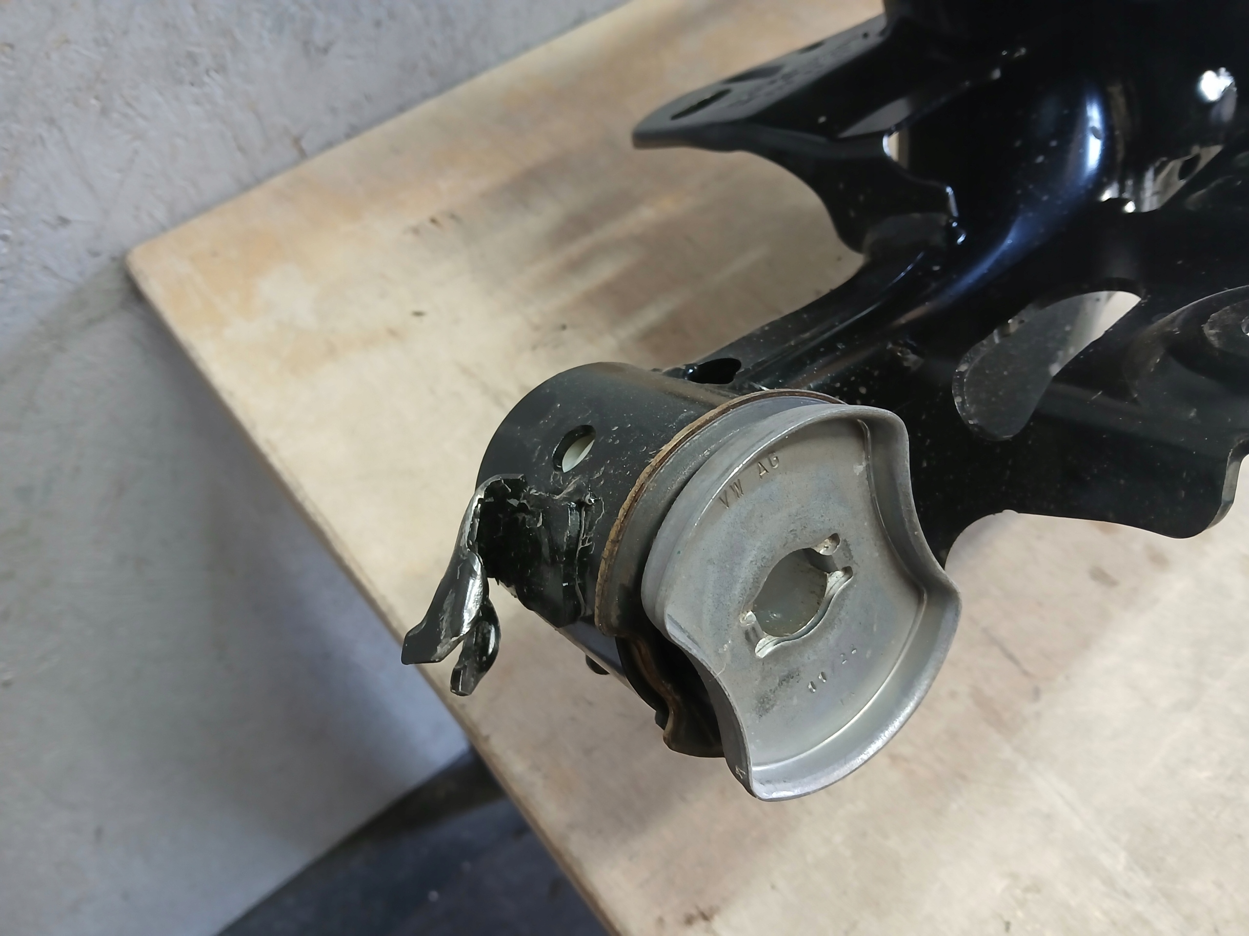 Vorderachsträger Achsträger heck VW TIGUAN 4X4 3WA505285A