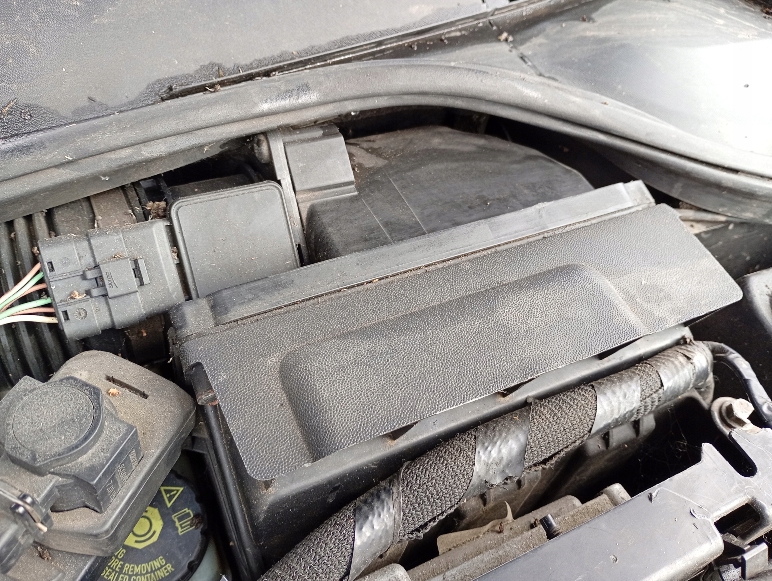 Renault Megane 2 II FL Cabrio 03-09 Gehäuse filter luft 1.9dCi