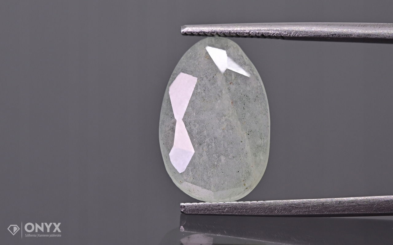 Akvamarín fasetovaná nepravidelná rozeta 15,5x10 m