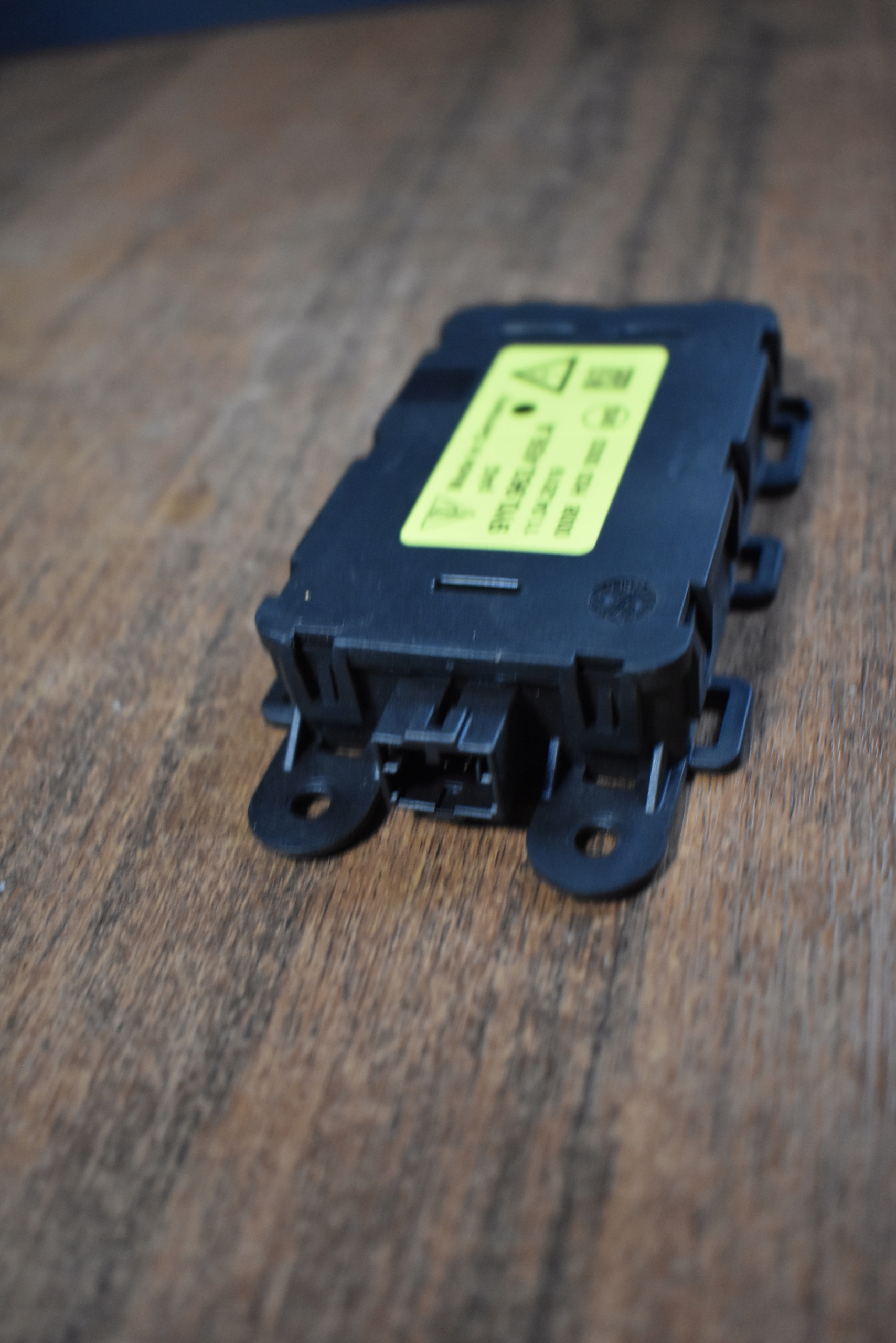 IDEALNY module control unit JONIZATORA PORSCHE CAYENNE 9Y 1