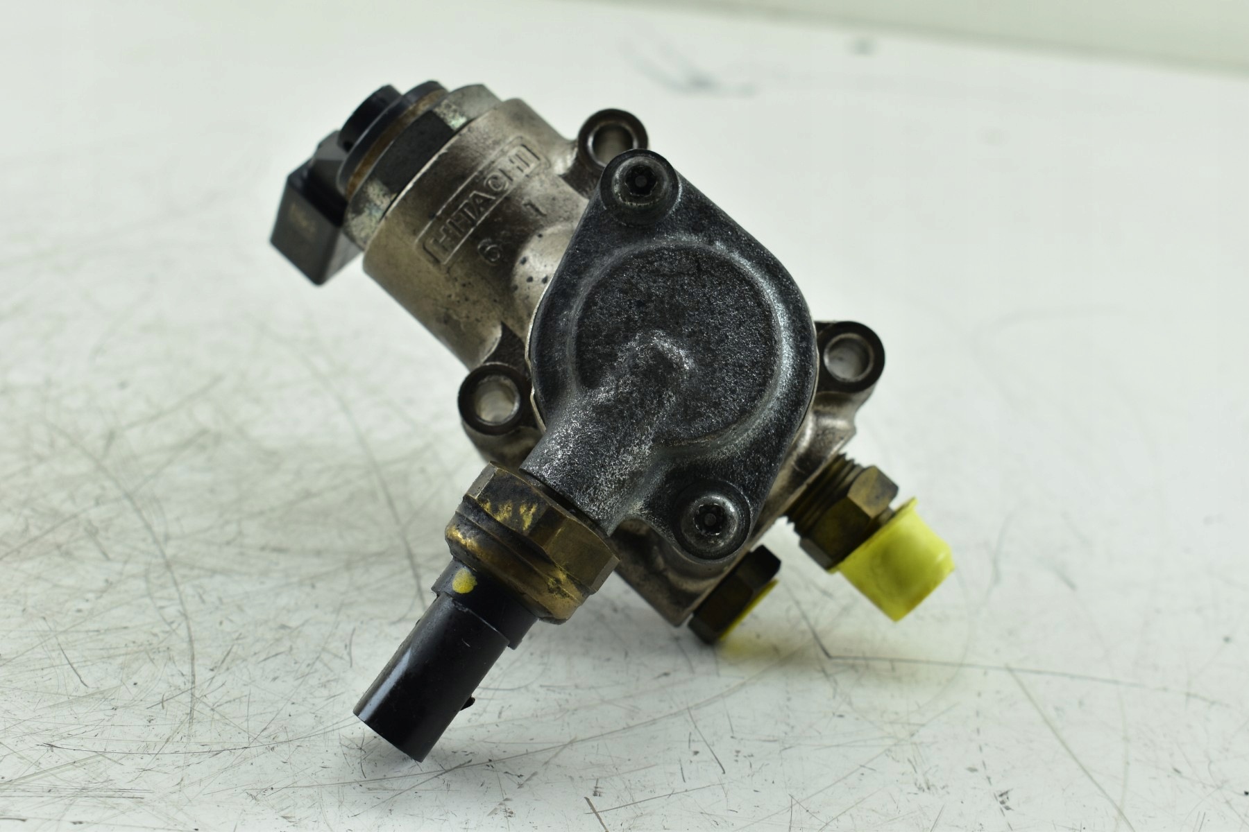 feed pump AUDI A3 8P A4 B7 A6 C6 TT 8J 2.0 TFSI 06F127025H