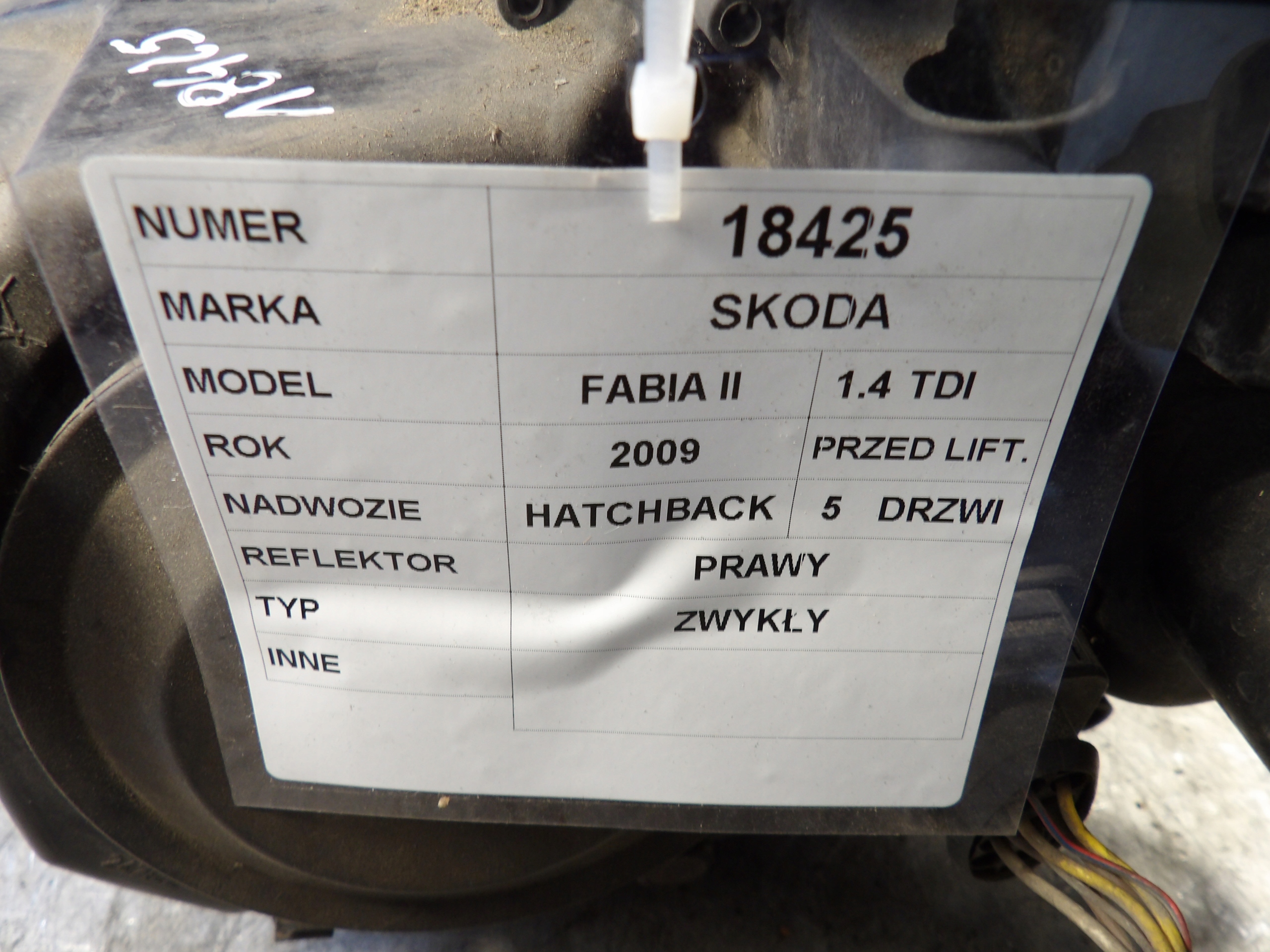 Skoda Fabia II light front right 1,4TDI