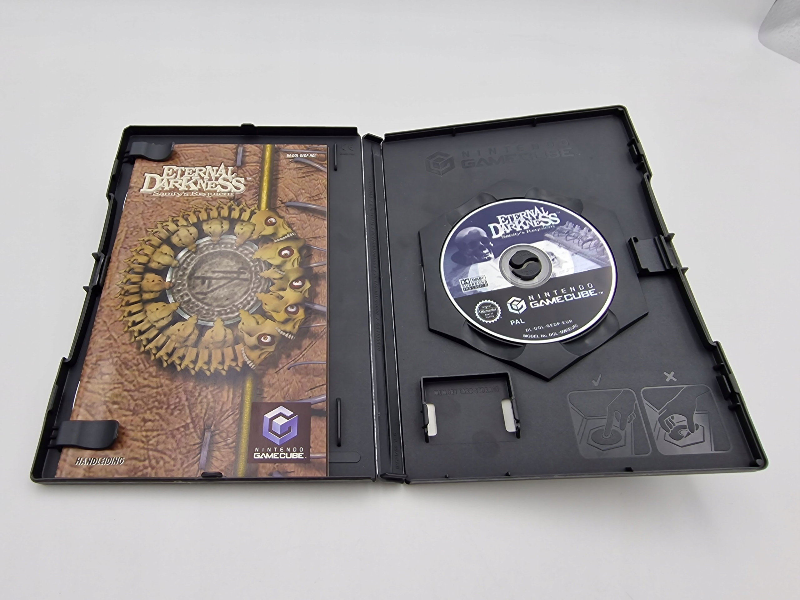 ETERNAL DARKNESS SANITY'S REQUIEM Platforma Nintendo GameCube