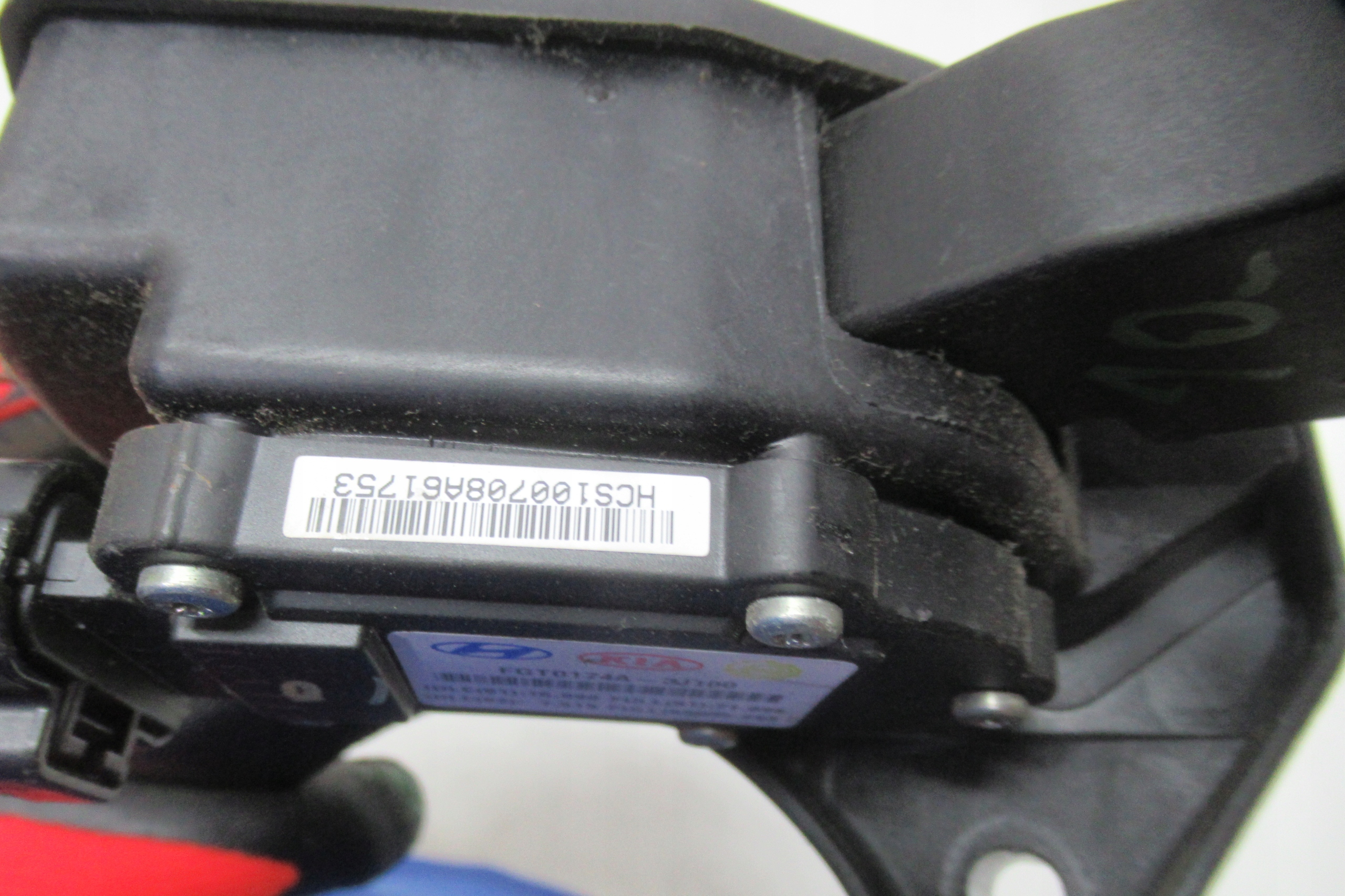 HYUNDAI IX55 10R accelerator pedal potentiometer
