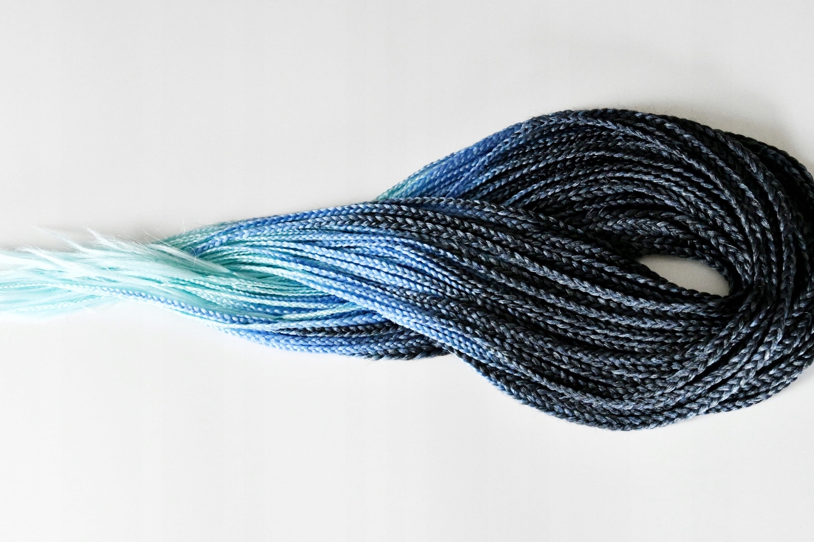 Sada opakovaně použitelných copánků 60 kusů, 120 konců mix černé ombre