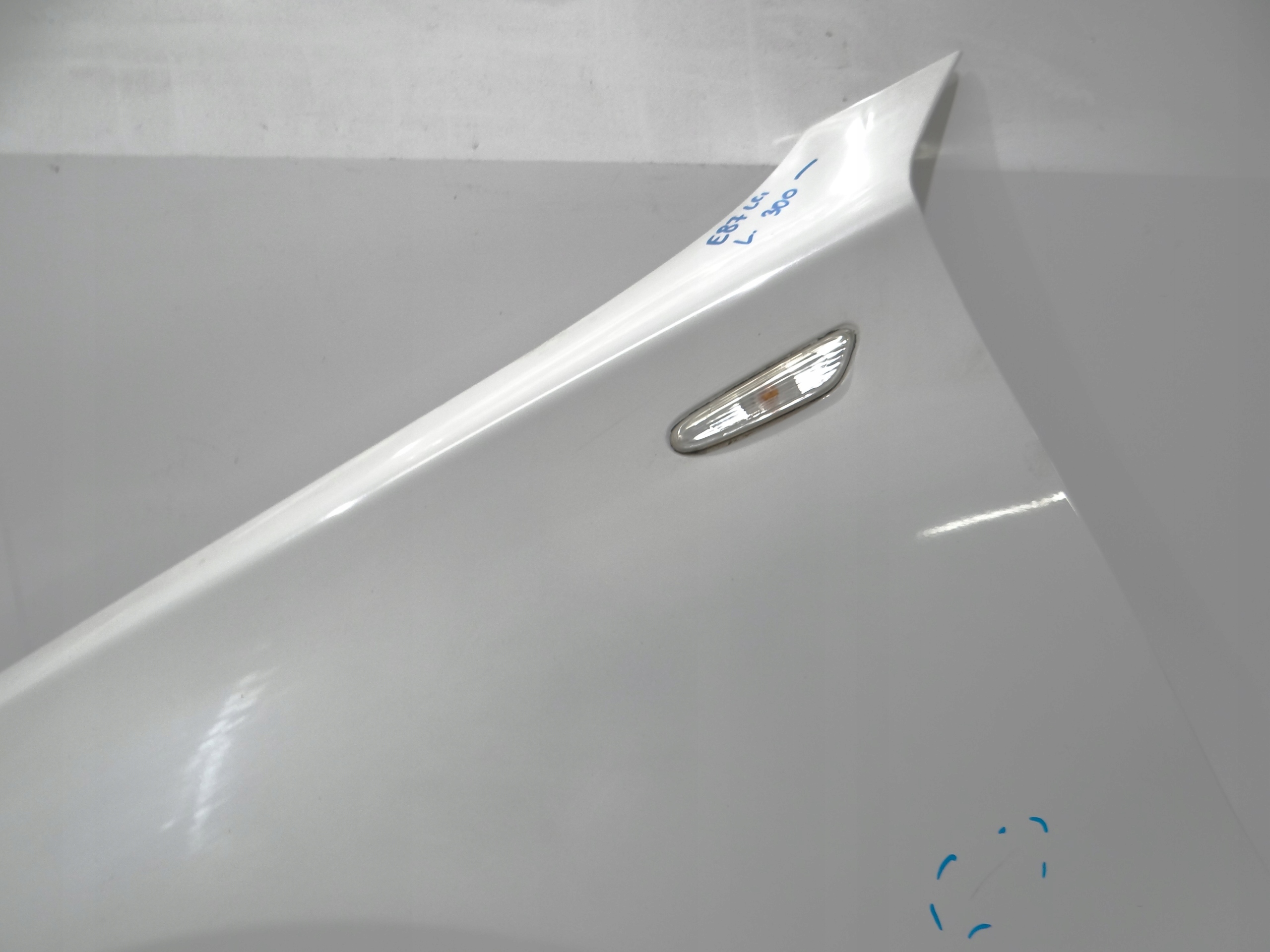parafango sinistra Anteriore BMW E87 300