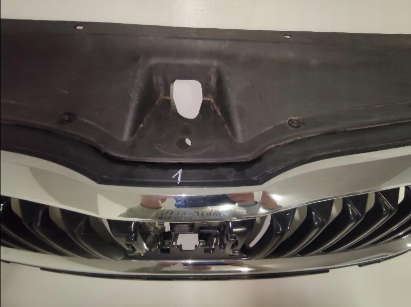 Skoda Octavia 1U Kühlergrill FRONTGRILL Kühlergitter 5E3853343 - Thumbnail 5