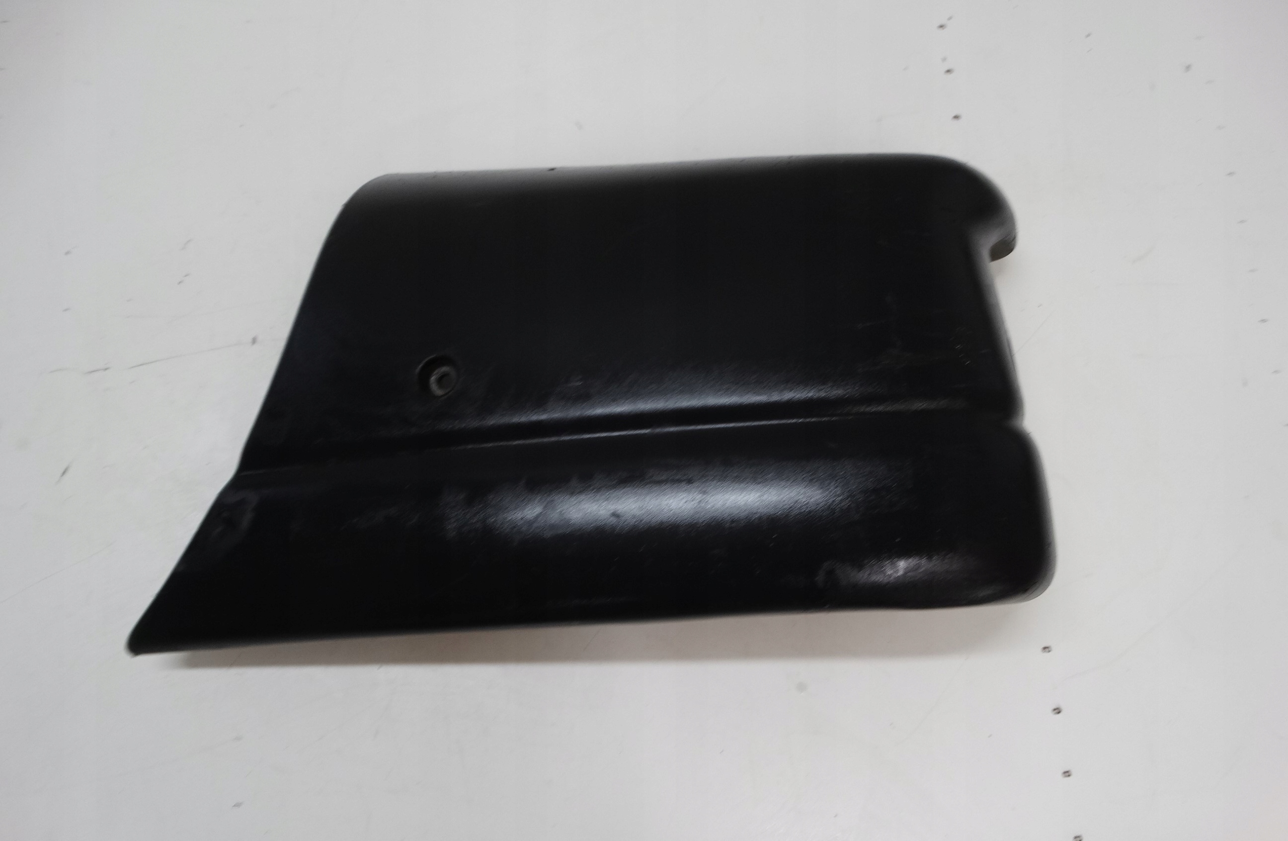 NAROŻNIK ZDERZAKA PRAWY TYŁ RENAULT MASTER II