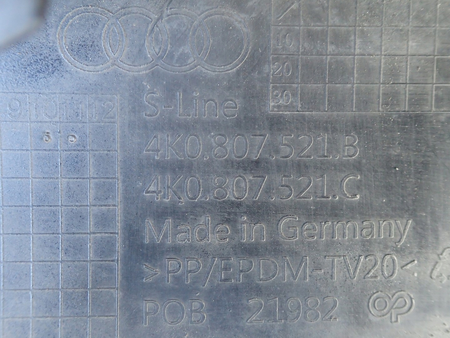 SPOILER der Stoßstange heck AUDI A6 4K C8 S LINE 2018