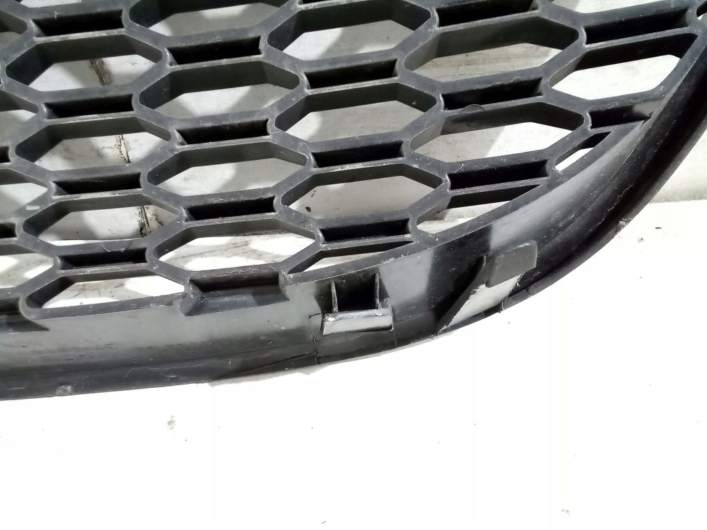 seat Leon II 2 решетка радиатора 37-9509080504