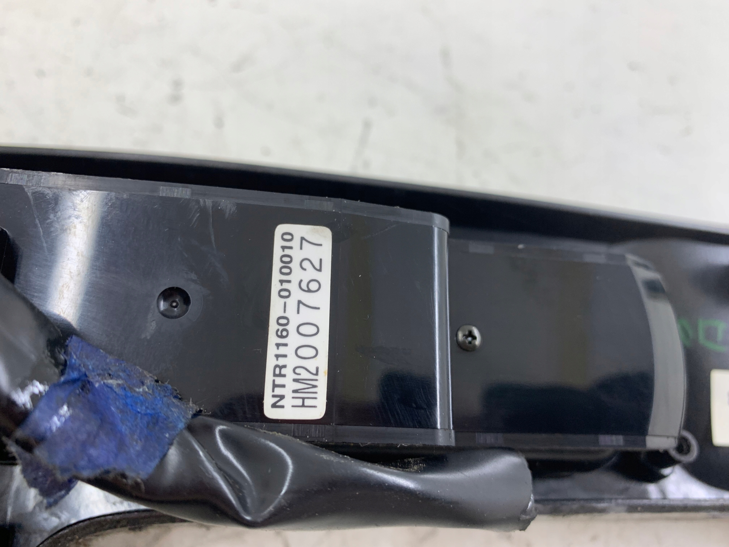 MAZDA 6 GG Console du levier de vitesse Mécanisme levier vitesse Engrenage Cendrier PILOT NTR1160-010010