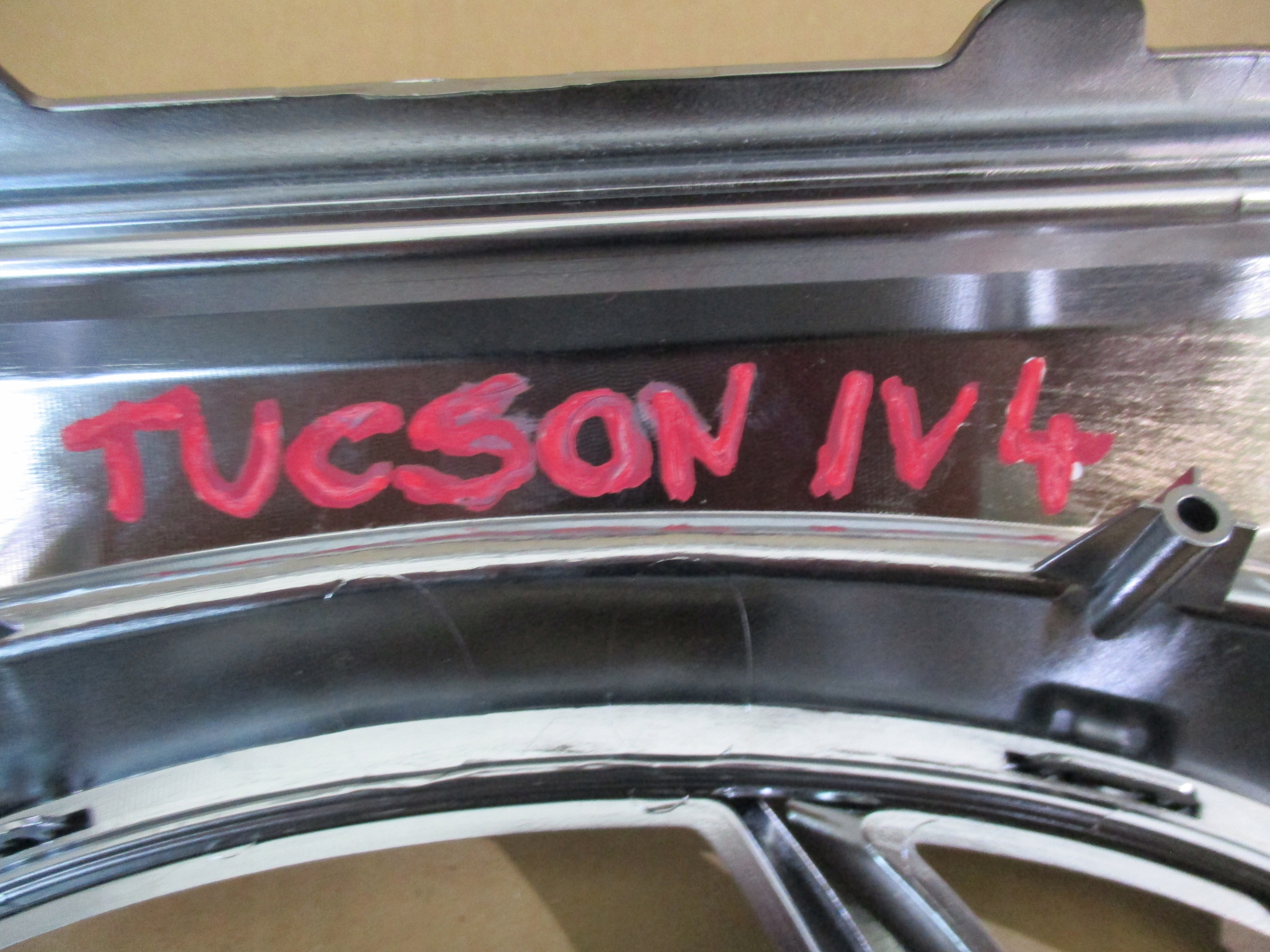 Grill Hyundai Tucson IV 4 86351-N7100