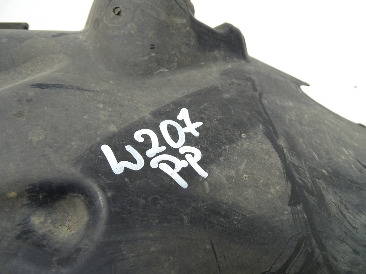 parasale destra anteriore destro anteriore MERCEDES W207 C207 A2076901730