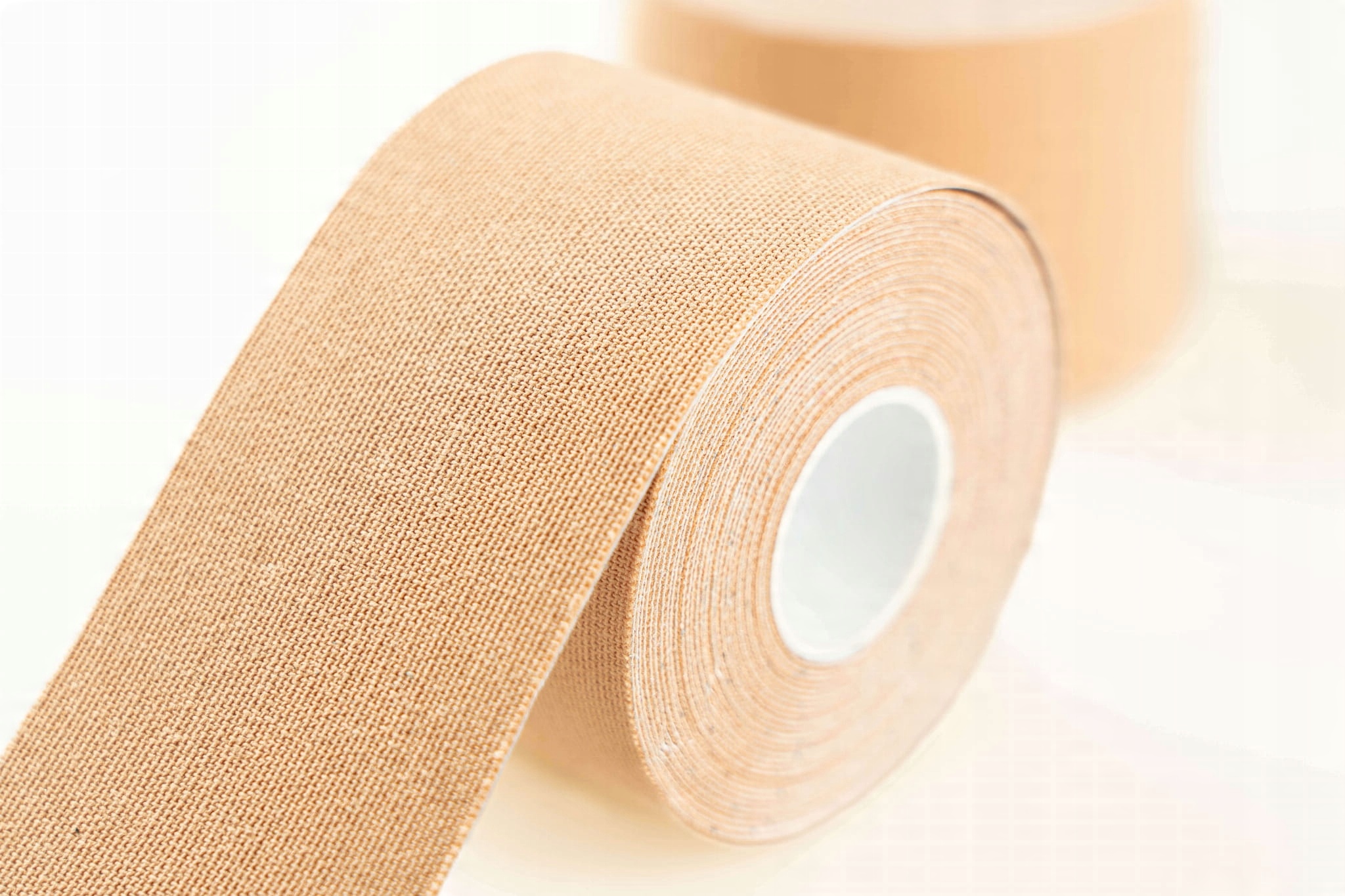 

Taśma tejp plaster do tapingu 5cm x 5m Beżowa