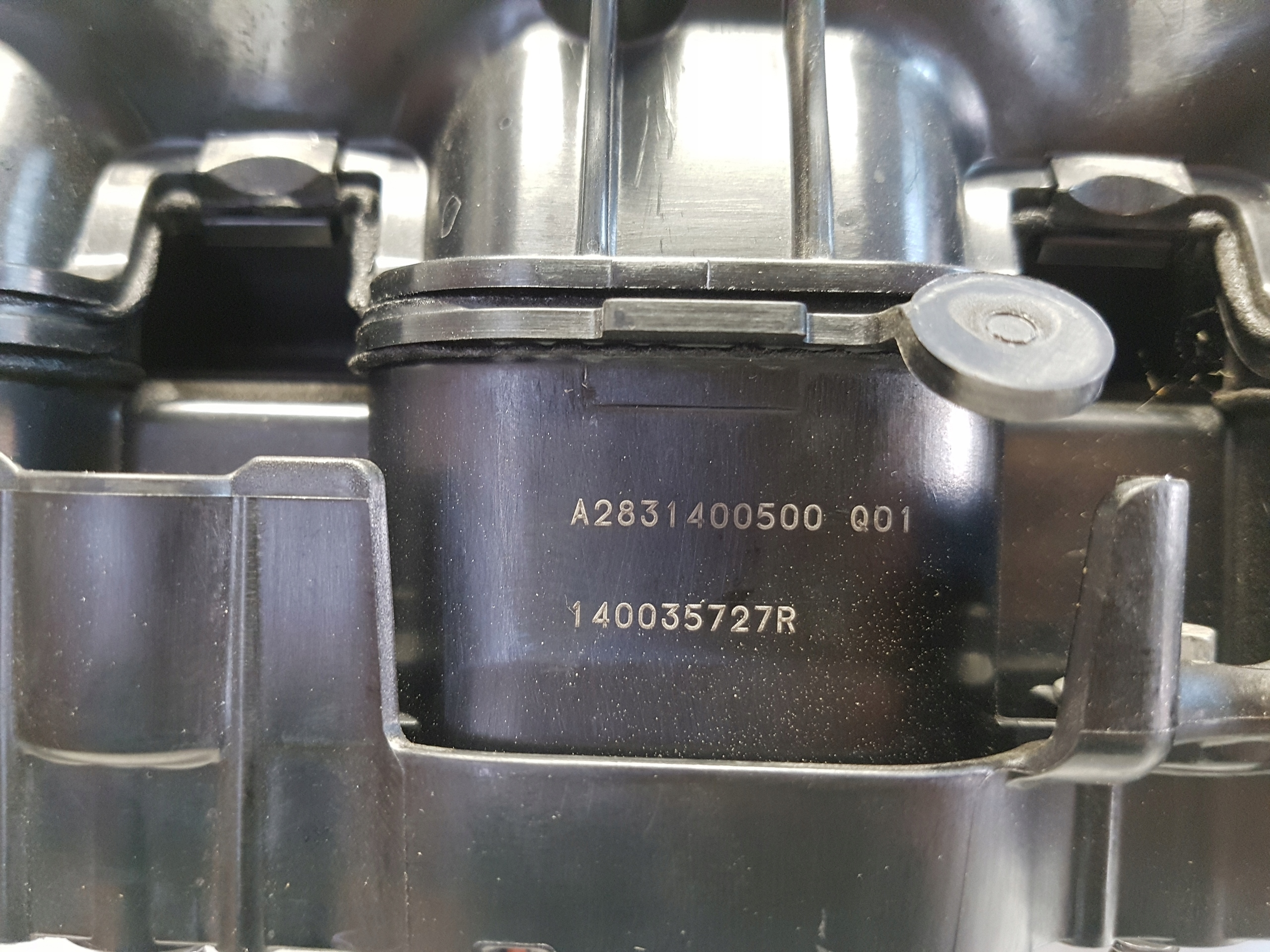JUKE II 2 F16 0.9E intake manifold plastykowy