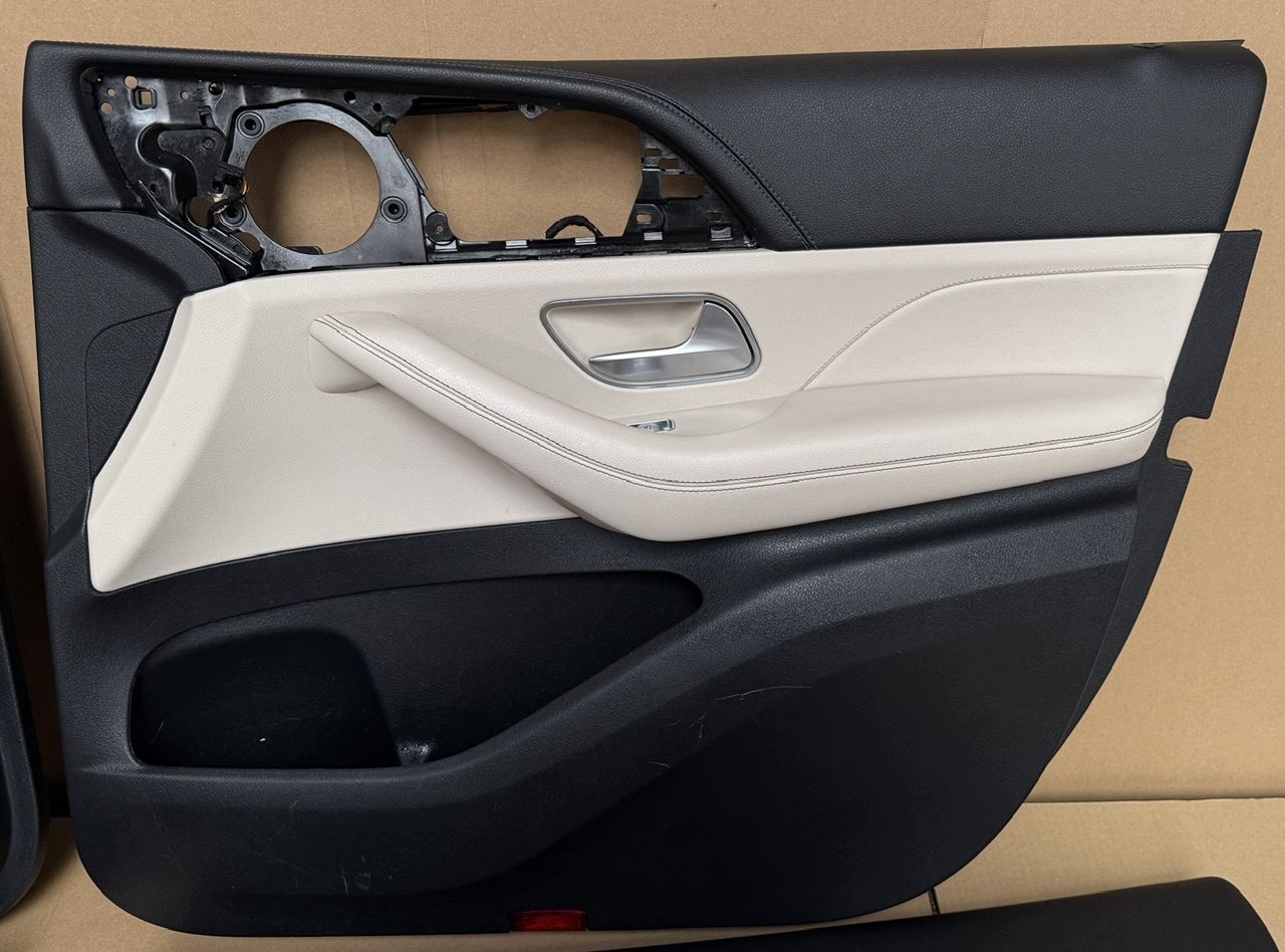 seats side TUNEL MERCEDES GLS X167 7 axis. + MODULY 1