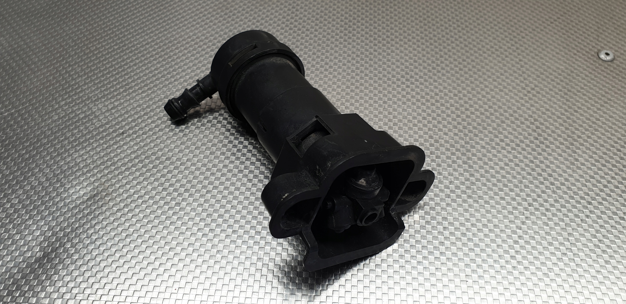 AUDI A4 B6 Омивач фар сопло 8E0955102C