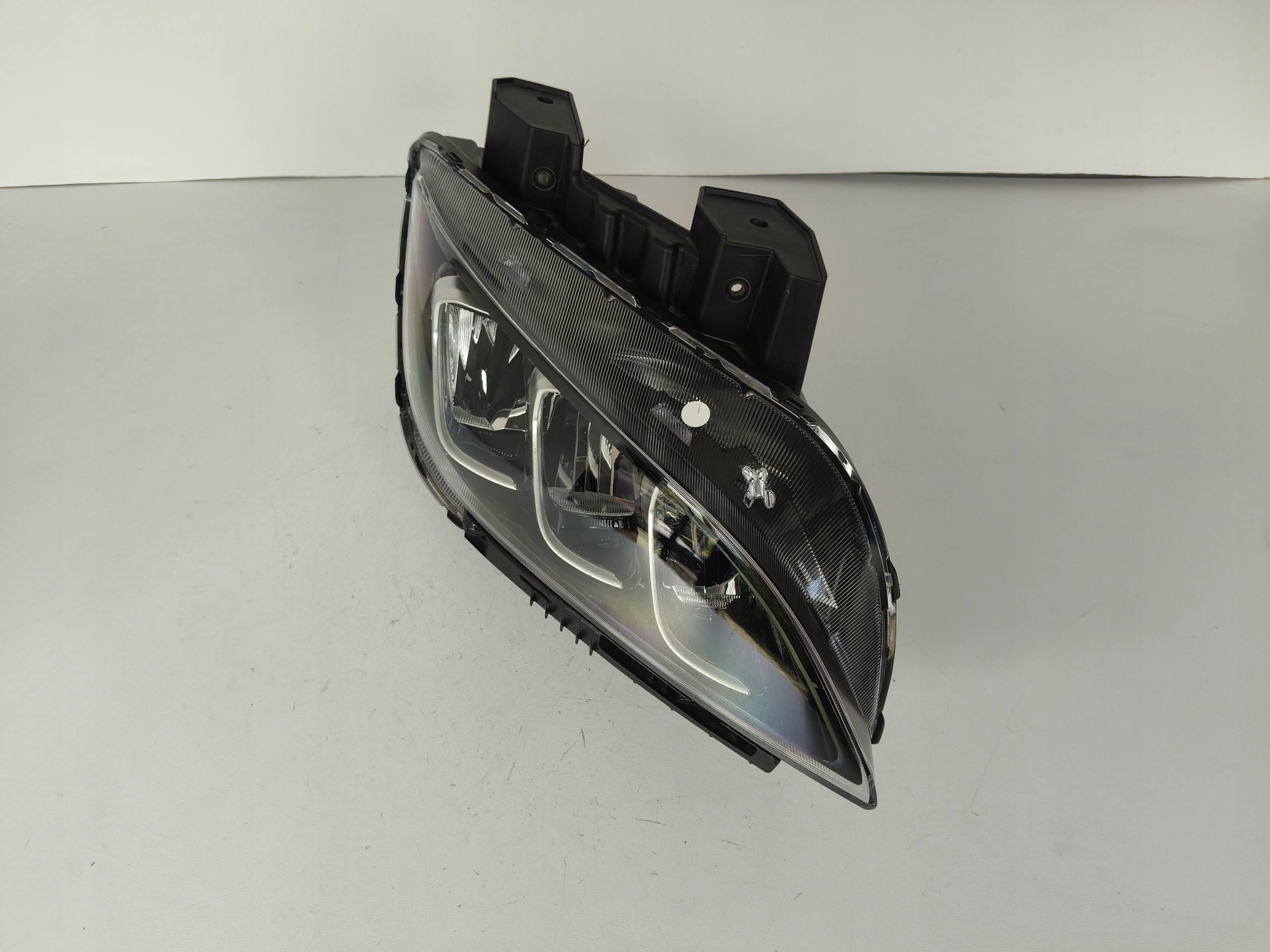 light right REFLEKTOR HYUNDAI KONA LIFT FULL LED
